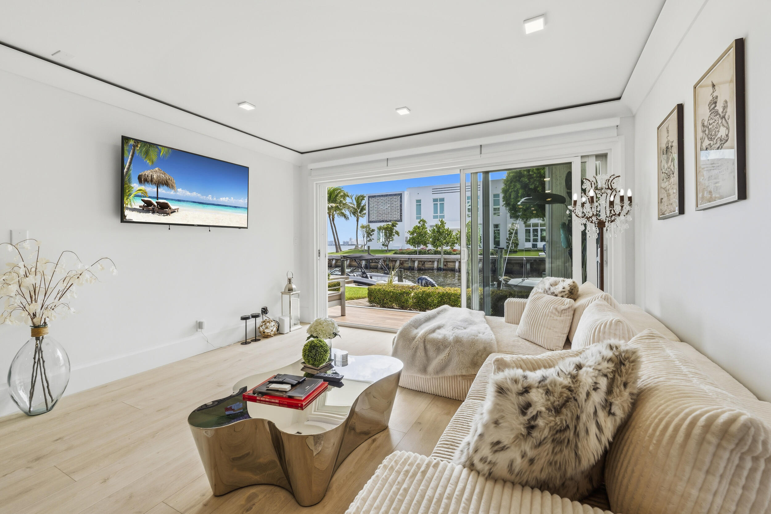 68 YACHT CLUB #12, North Palm Beach FL 33408