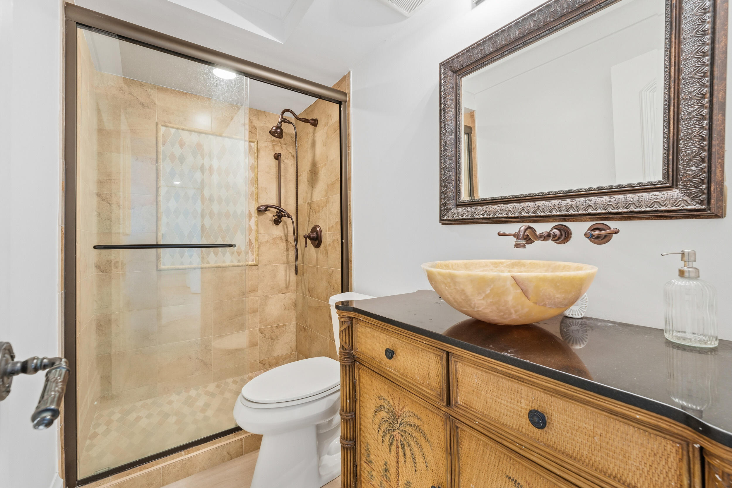 68 YACHT CLUB #12, North Palm Beach FL 33408