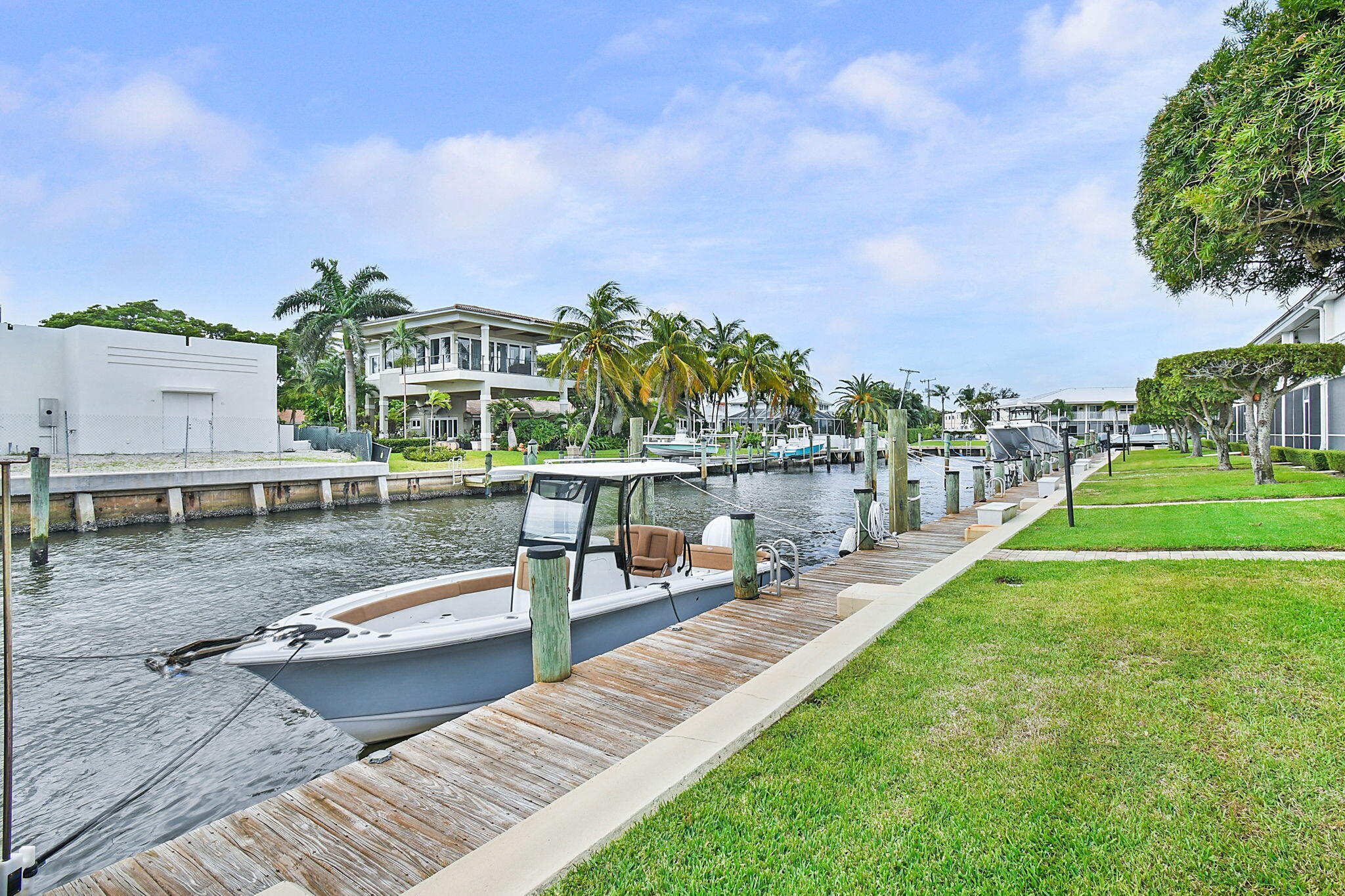 68 YACHT CLUB #12, North Palm Beach FL 33408