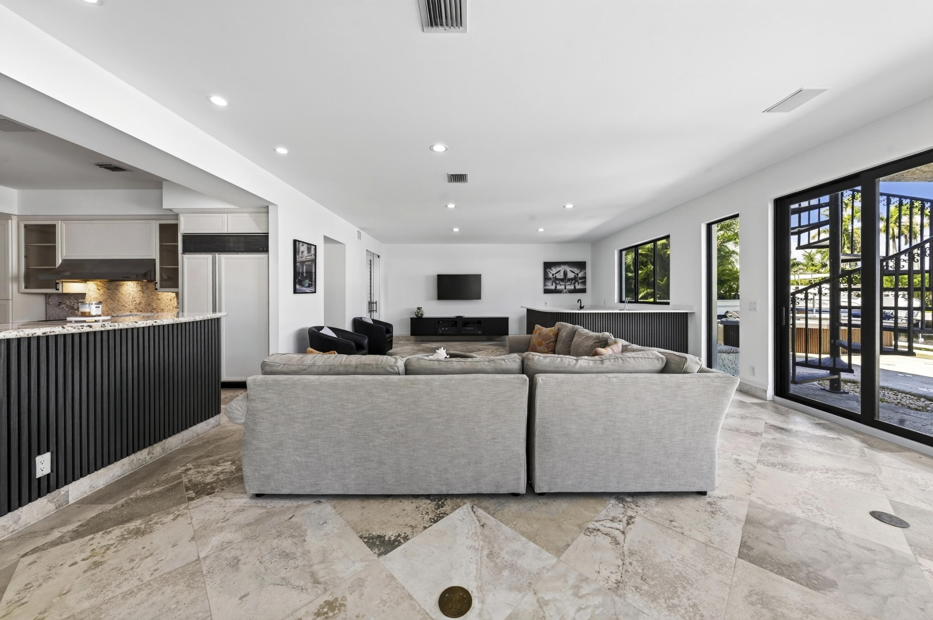 2561 LUCILLE, Fort Lauderdale FL 33316