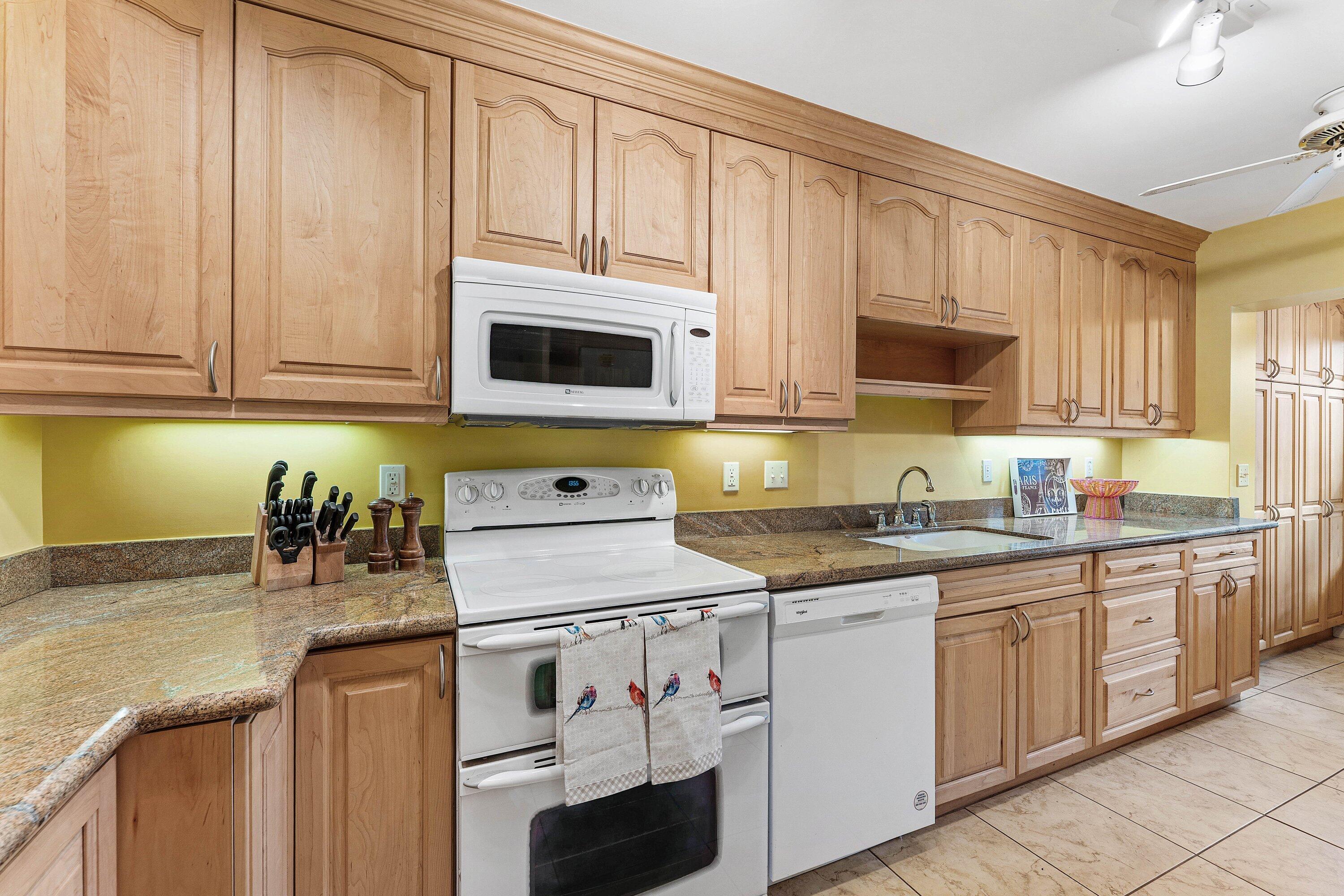 13244 Polo Club #C107, Wellington FL 33414