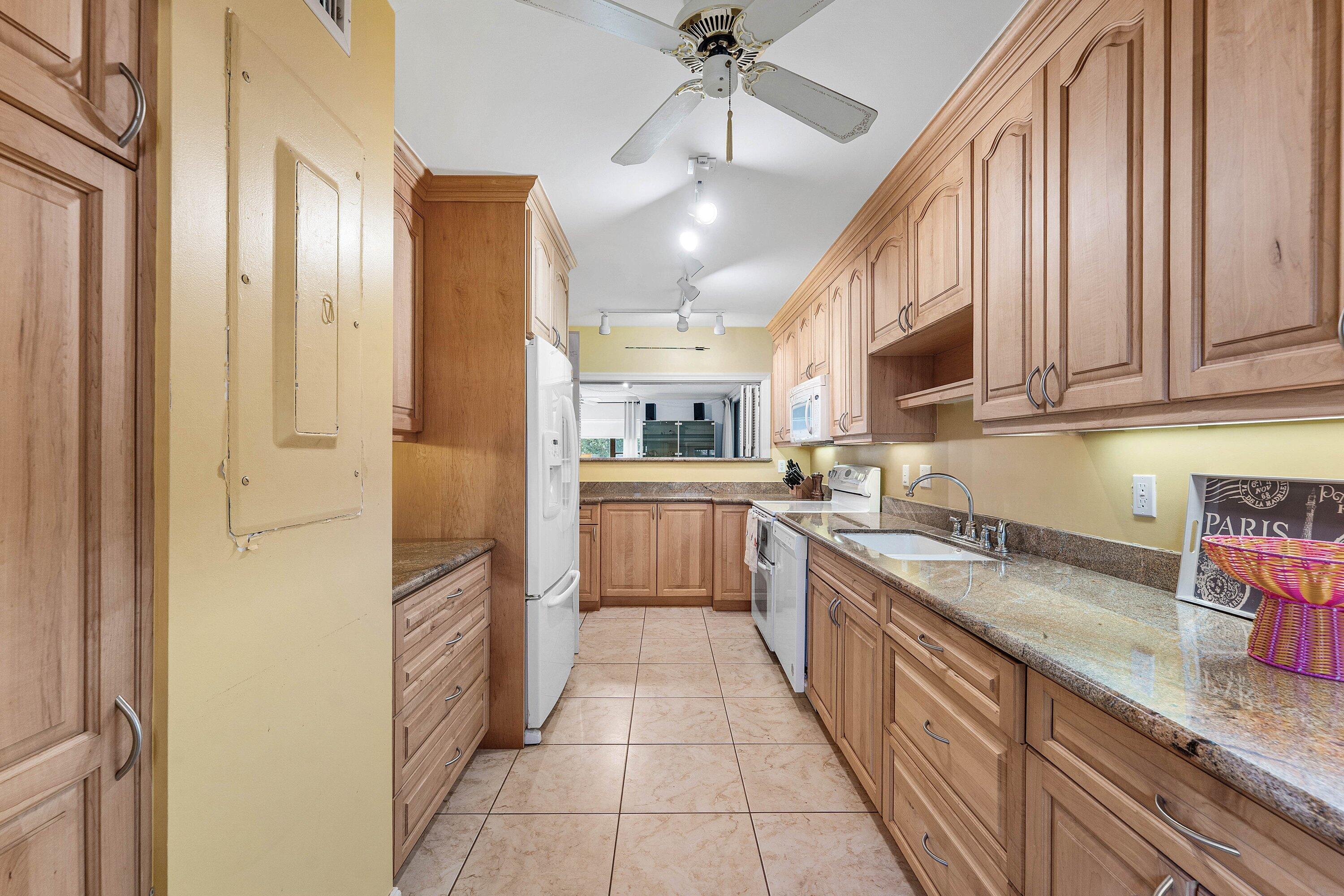13244 Polo Club #C107, Wellington FL 33414