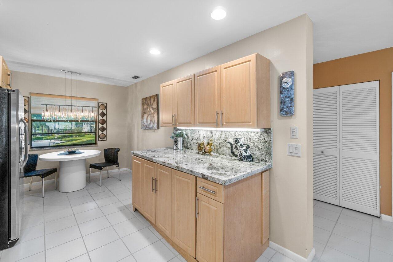 68 Eastgate #D, Boynton Beach FL 33436