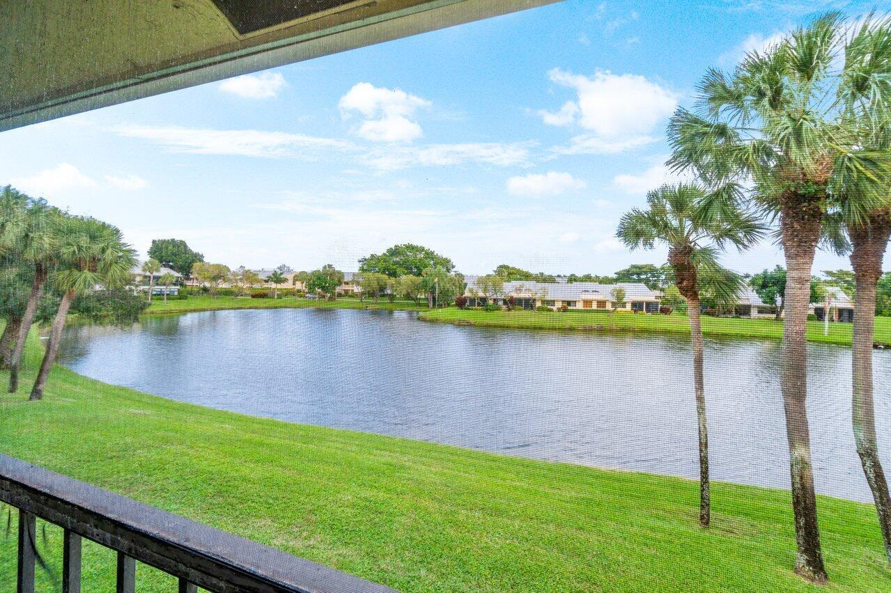 68 Eastgate #D, Boynton Beach FL 33436