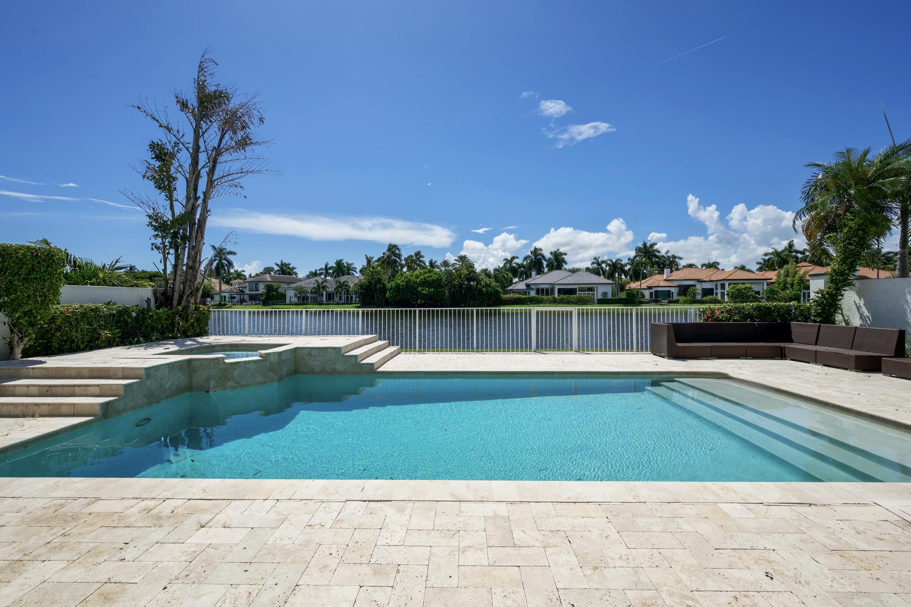 3508 NW Clubside, Boca Raton FL 33496