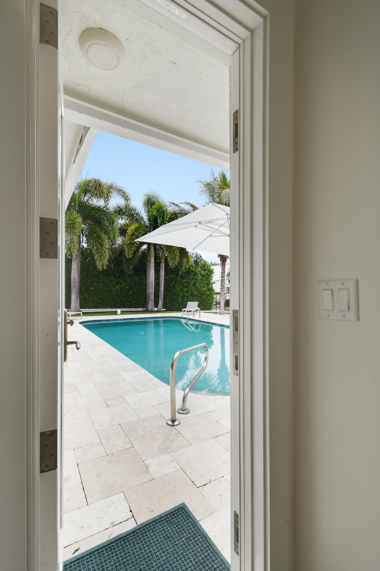 1091 SINGER, Singer Island FL 33404