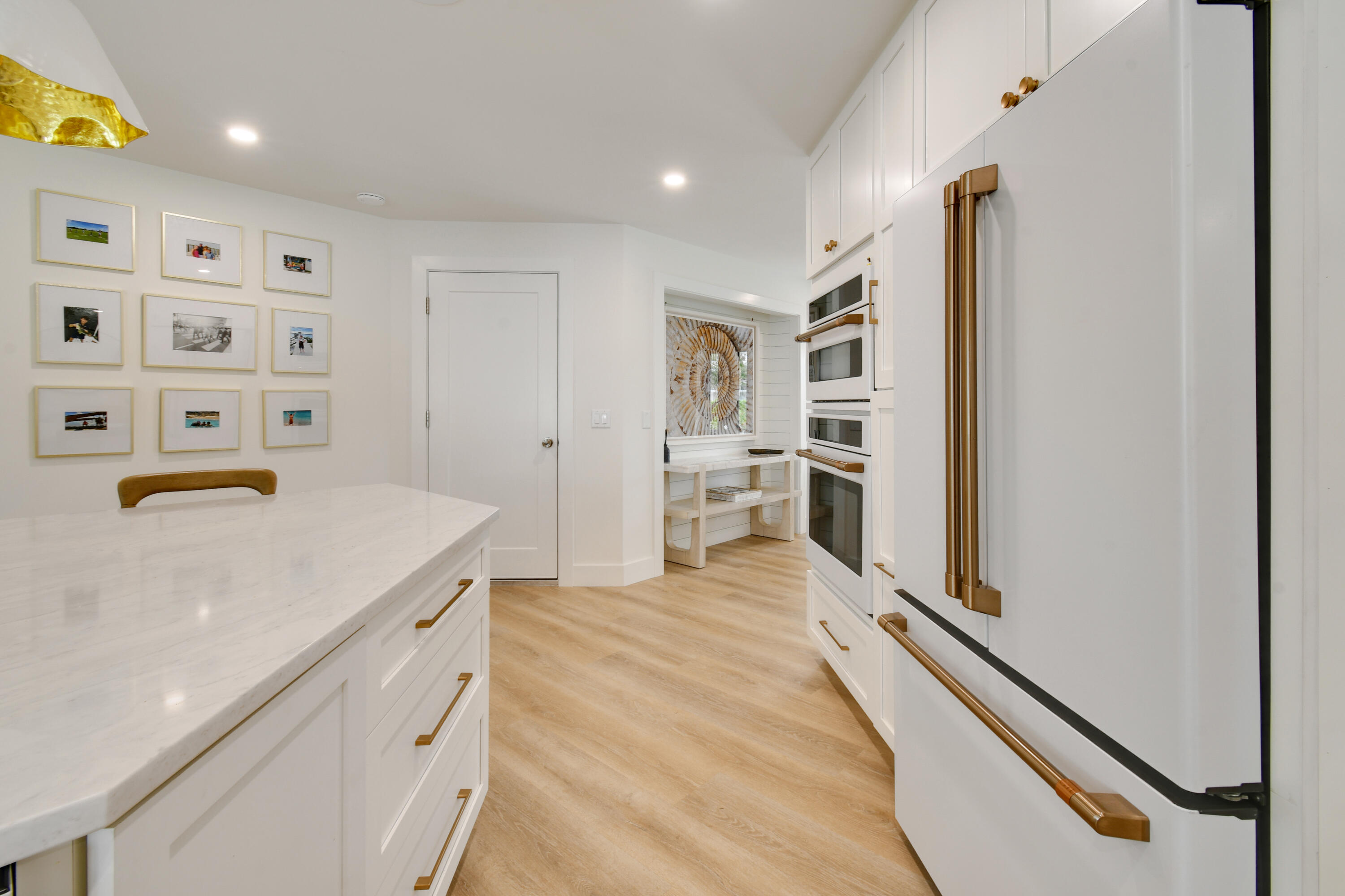 1091 SINGER, Singer Island FL 33404