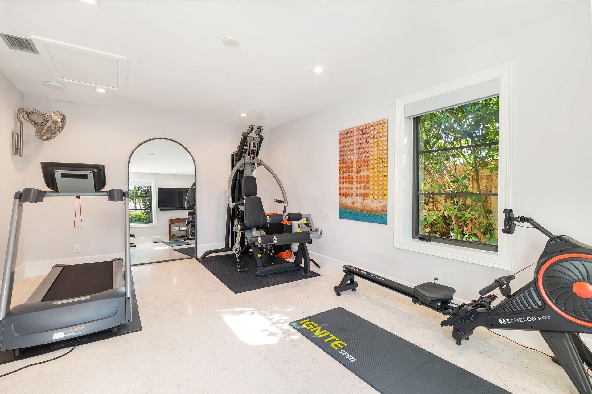 359 PALMETTO, West Palm Beach FL 33405