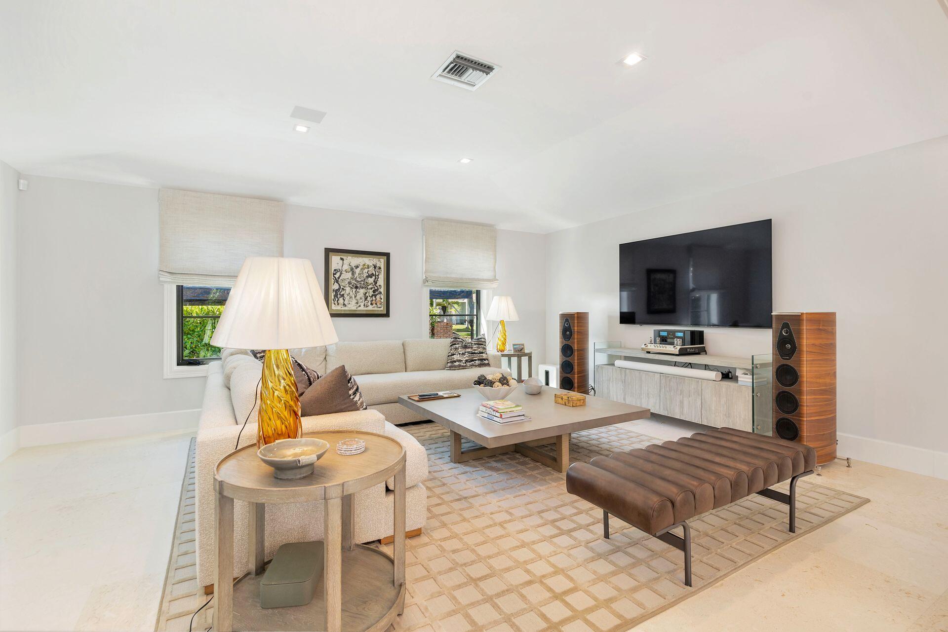 359 PALMETTO, West Palm Beach FL 33405
