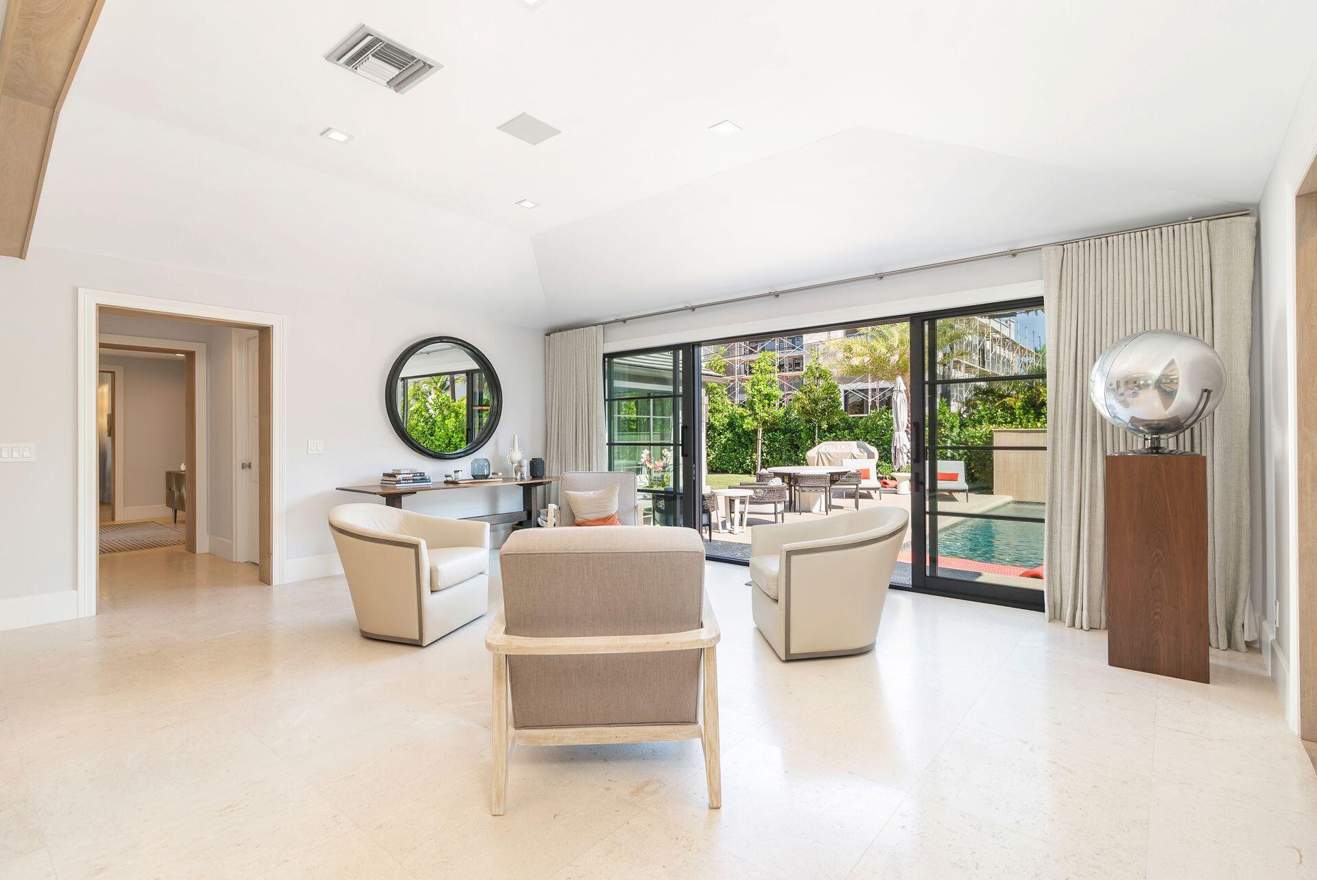 359 PALMETTO, West Palm Beach FL 33405