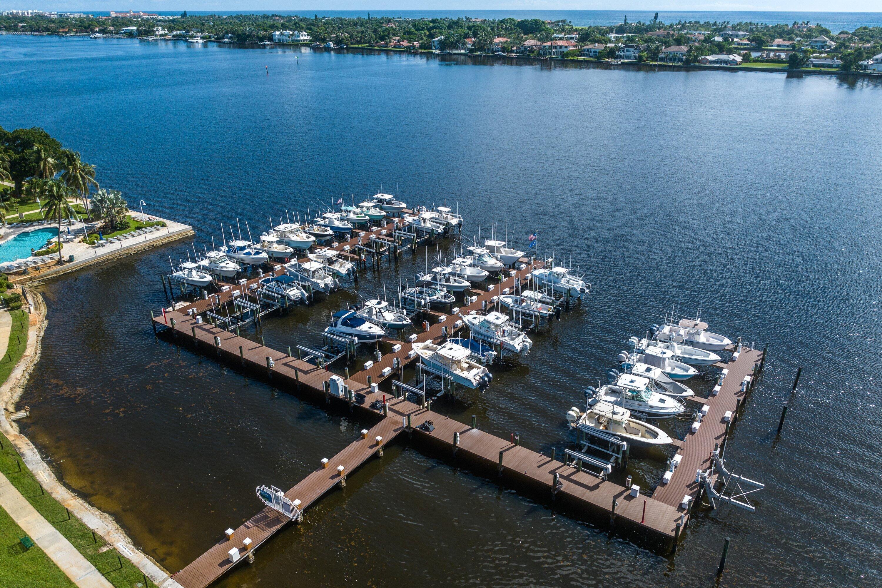 167 YACHT CLUB #107, Hypoluxo FL 33462