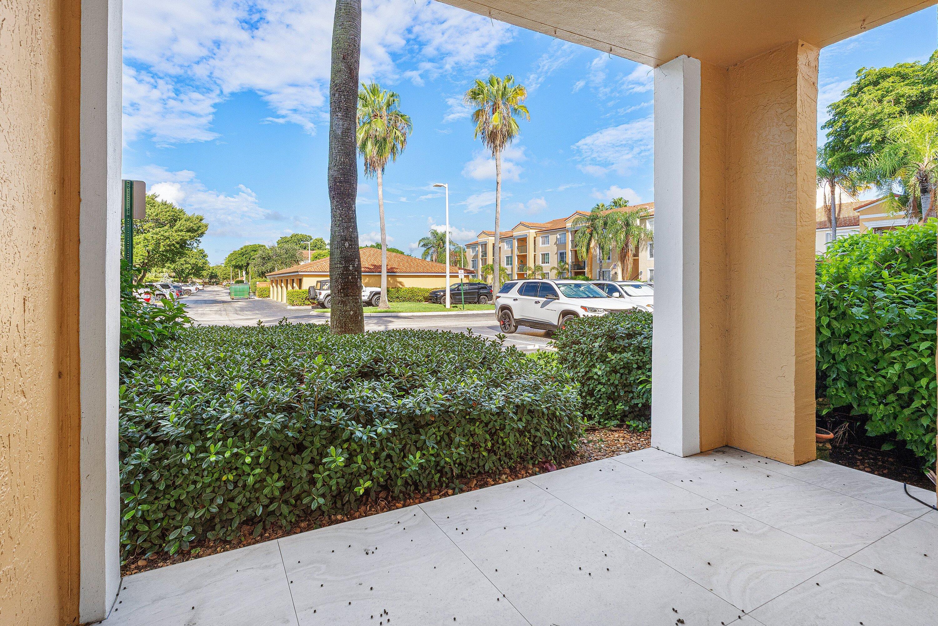 167 YACHT CLUB #107, Hypoluxo FL 33462