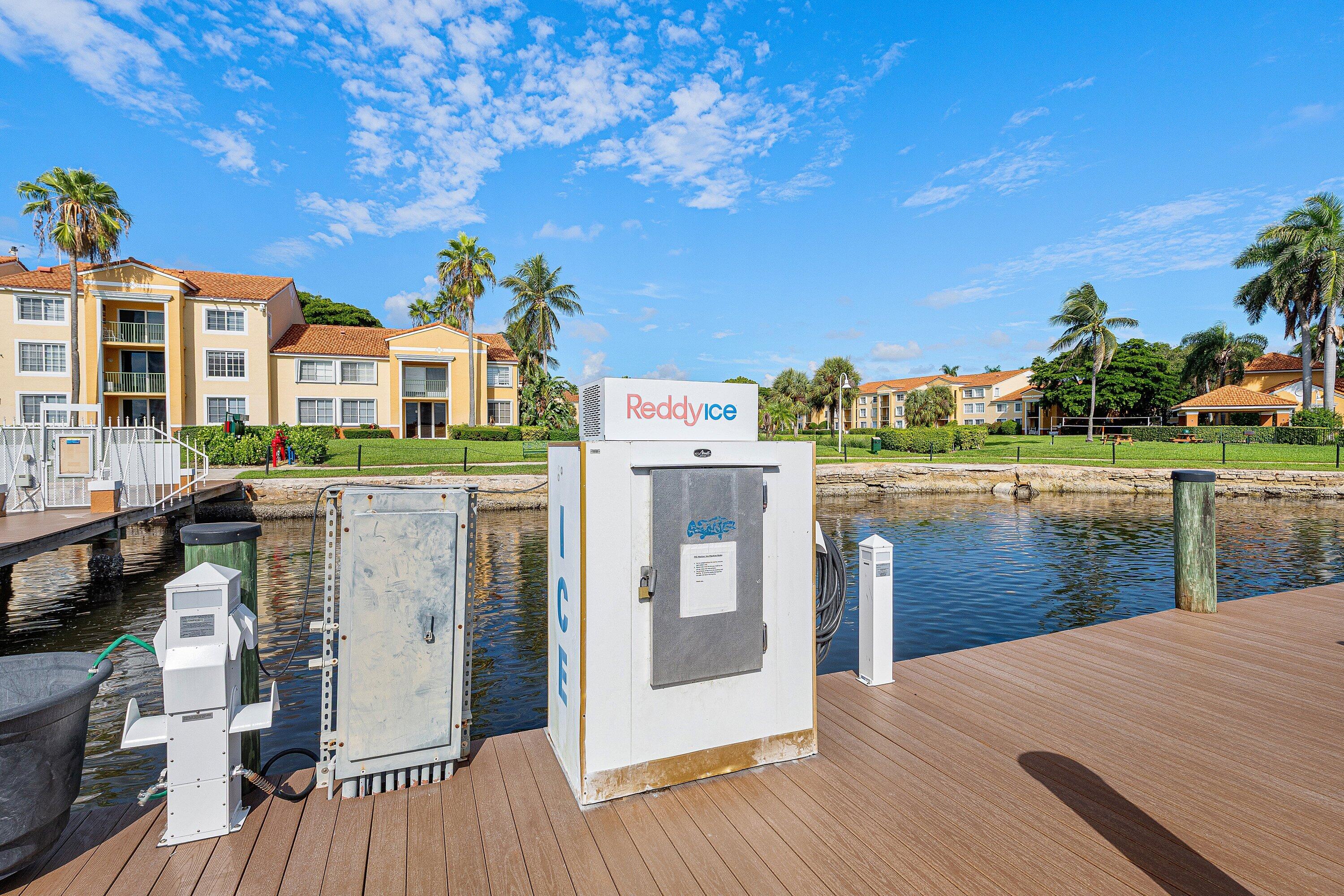 167 YACHT CLUB #107, Hypoluxo FL 33462