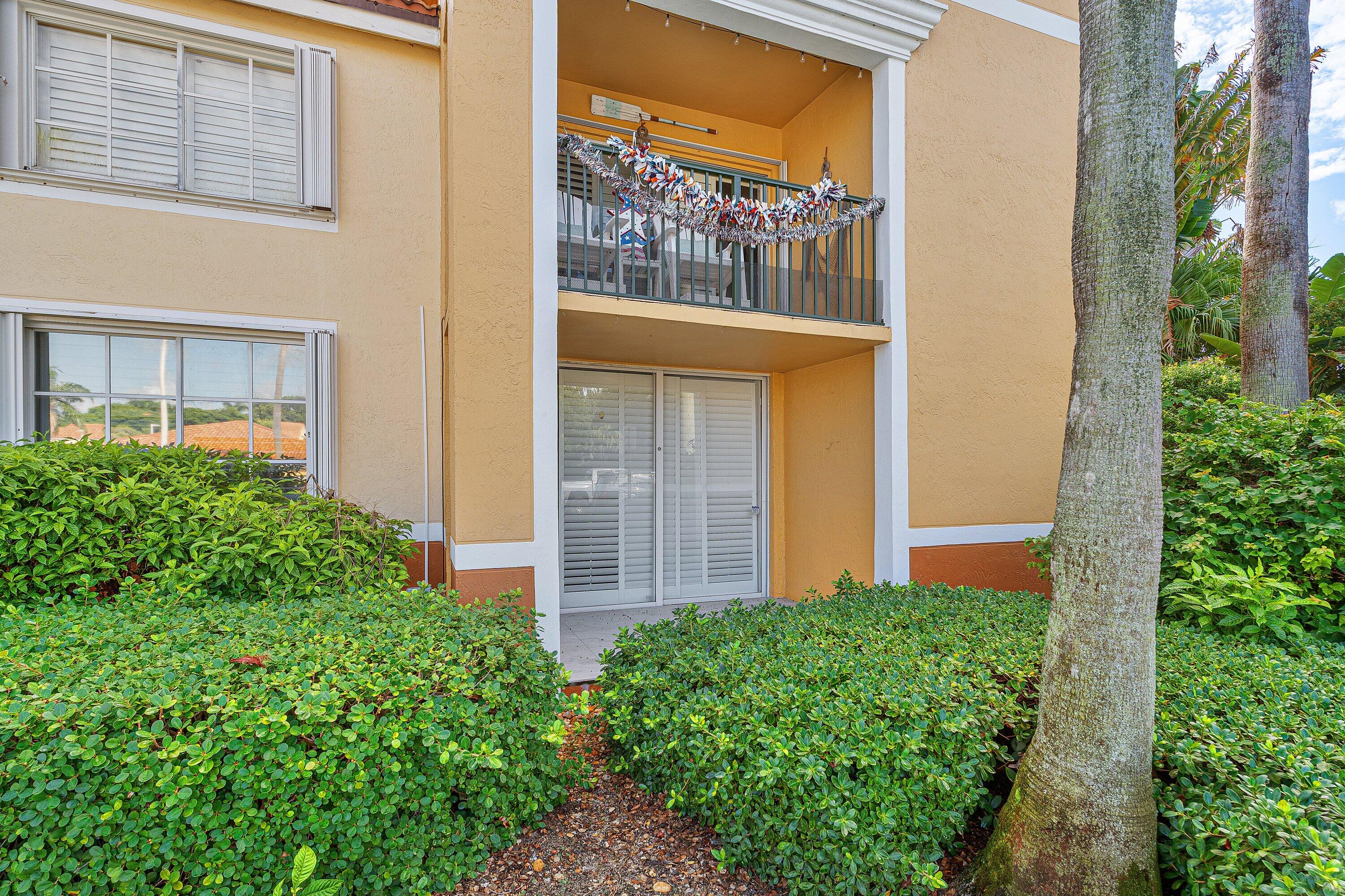 167 YACHT CLUB #107, Hypoluxo FL 33462