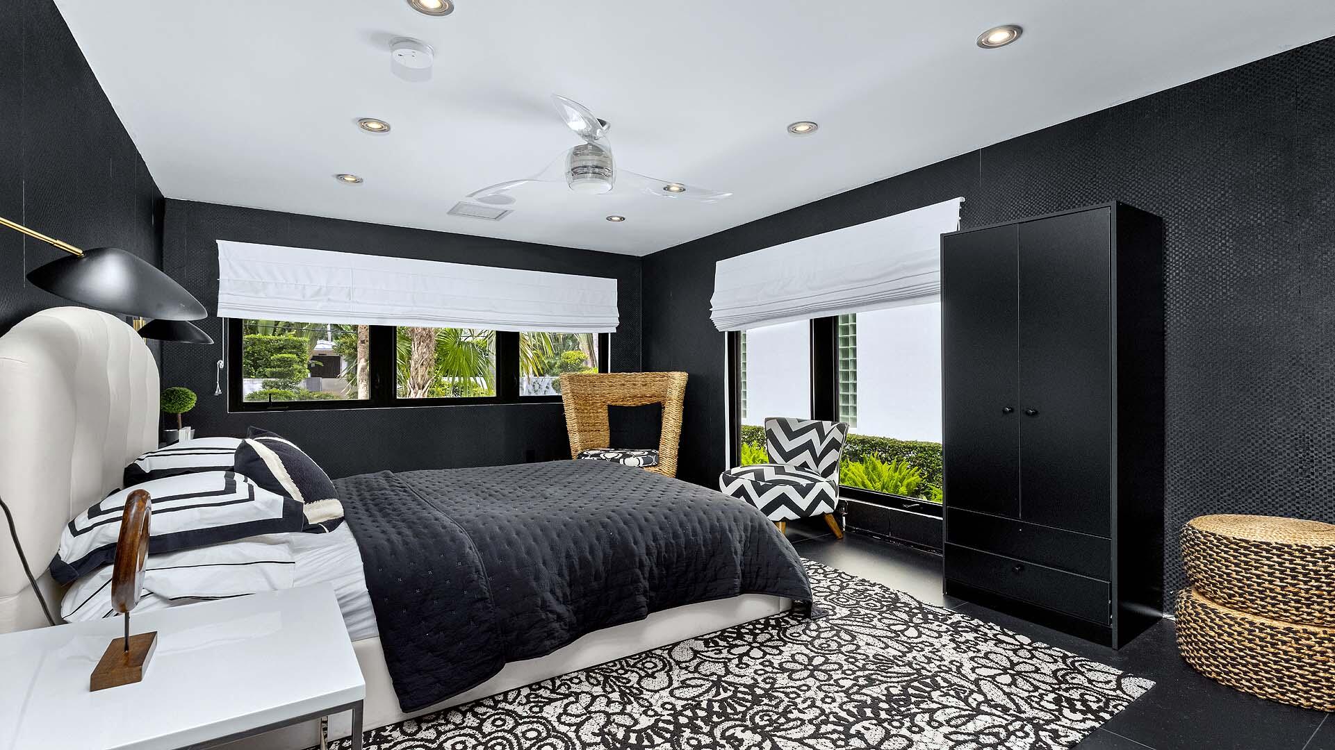201 Palm, Delray Beach FL 33483