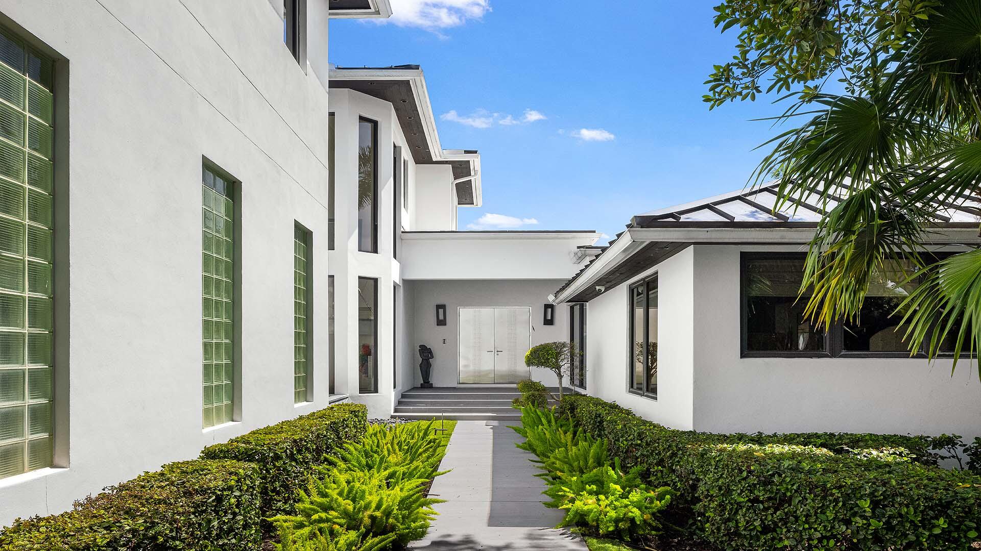 201 Palm, Delray Beach FL 33483