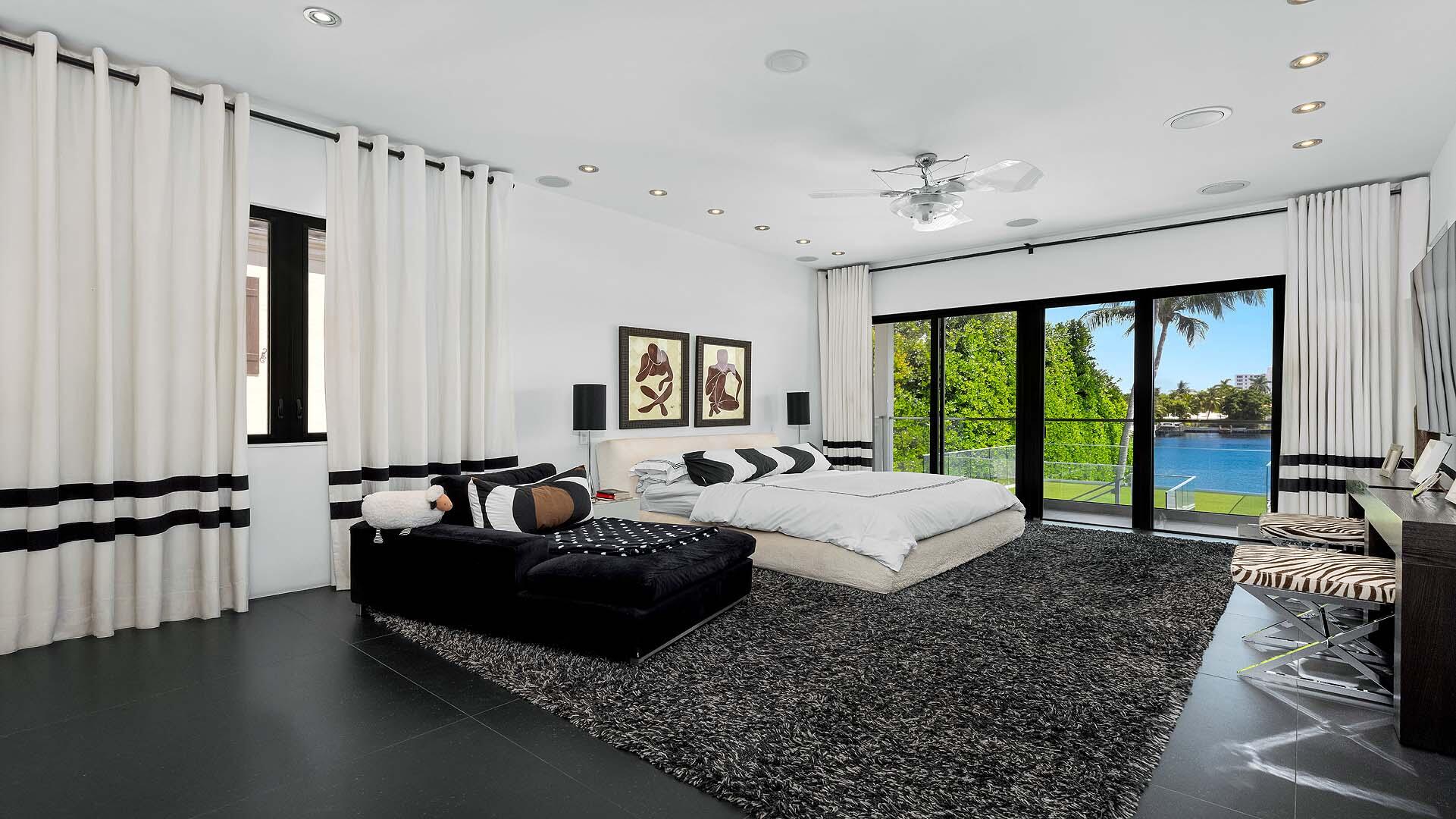 201 Palm, Delray Beach FL 33483