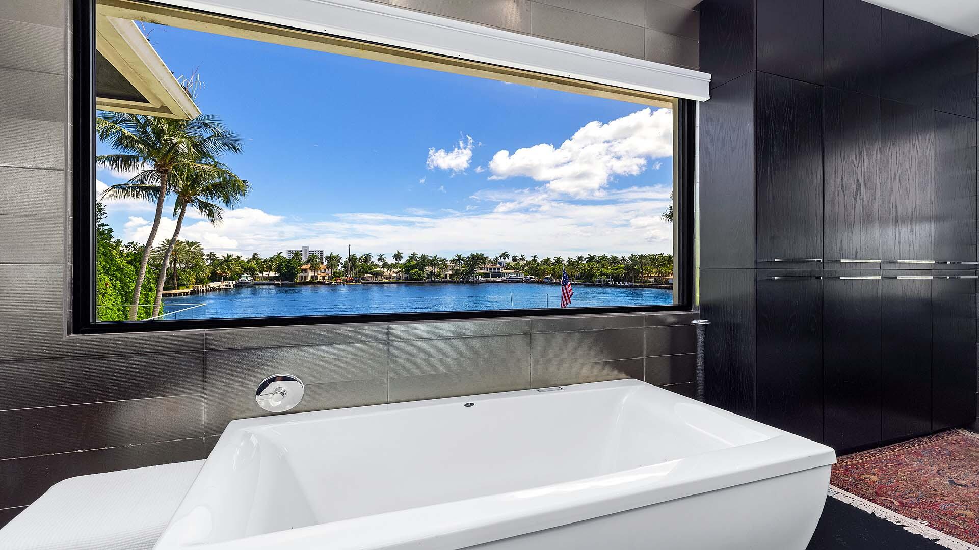 201 Palm, Delray Beach FL 33483
