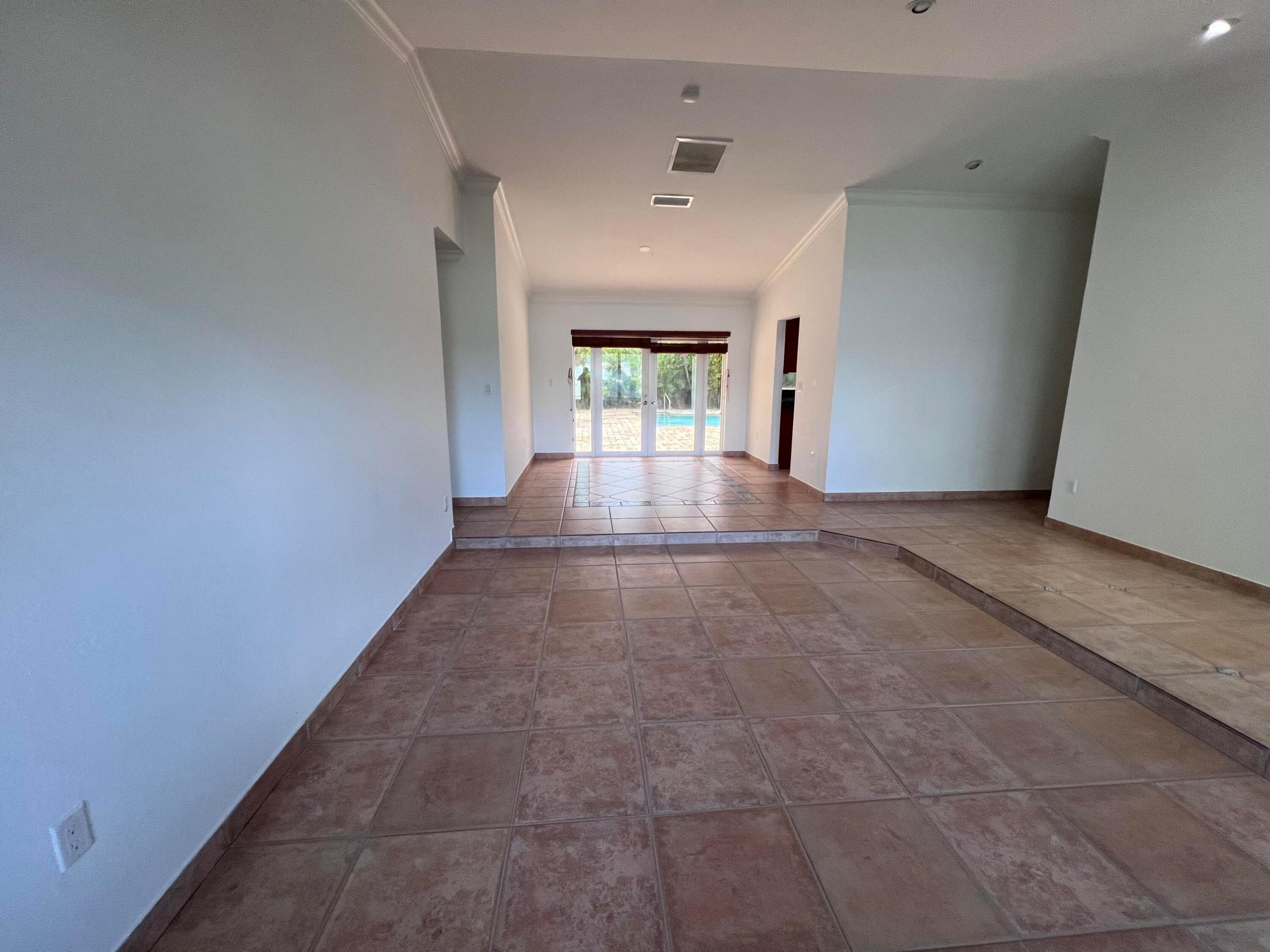 11728 SW 97Th, Miami FL 33186