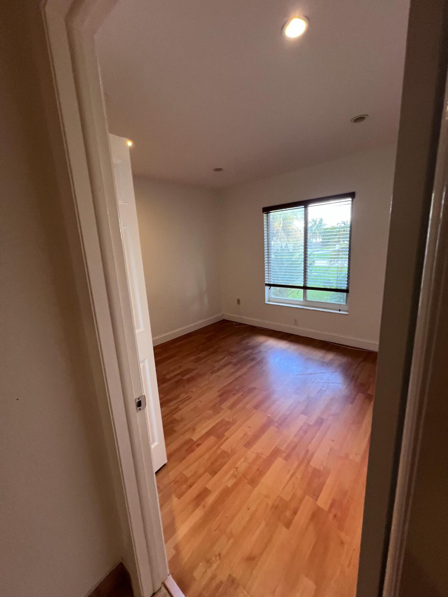 11728 SW 97Th, Miami FL 33186