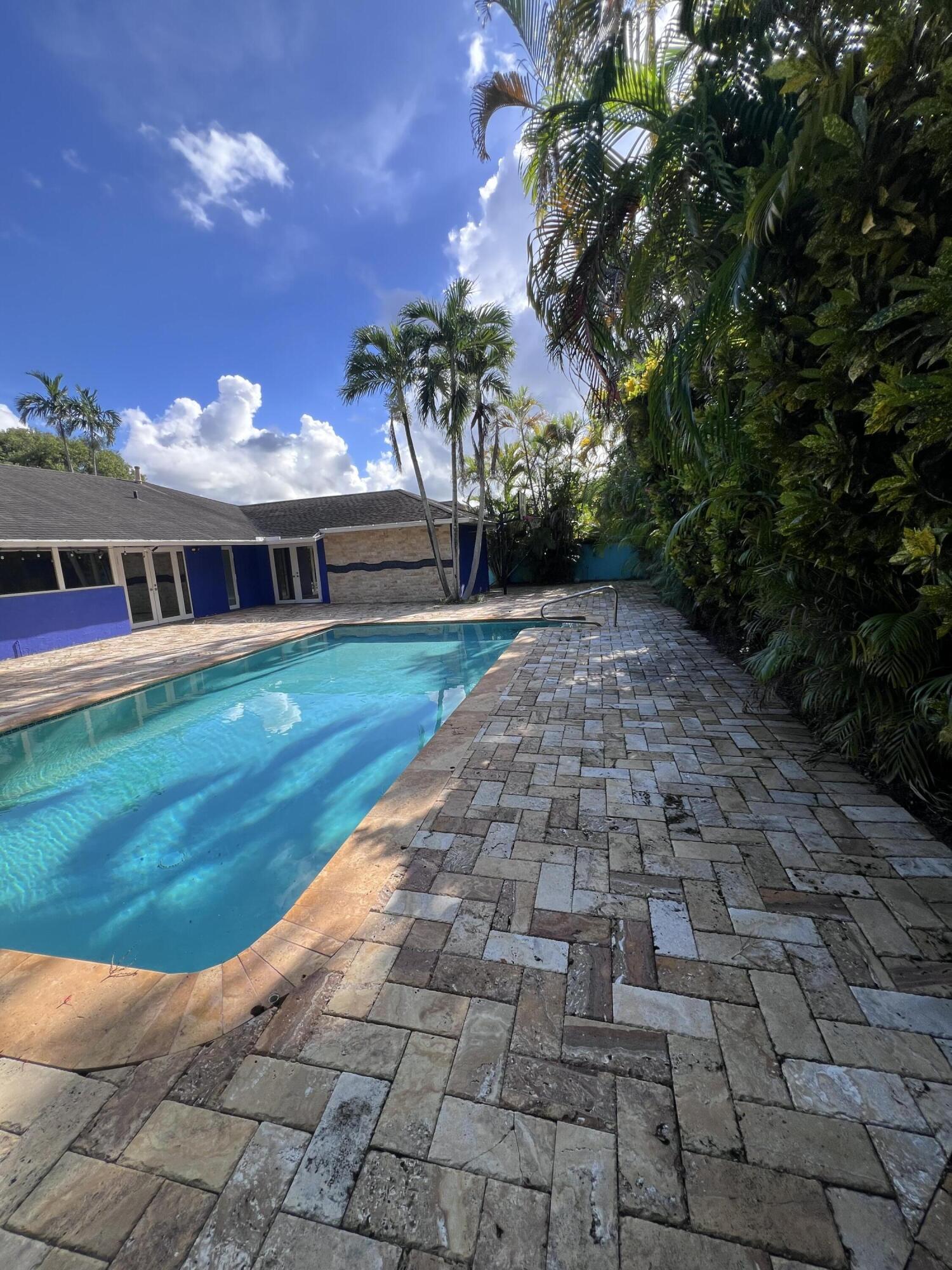 11728 SW 97Th, Miami FL 33186