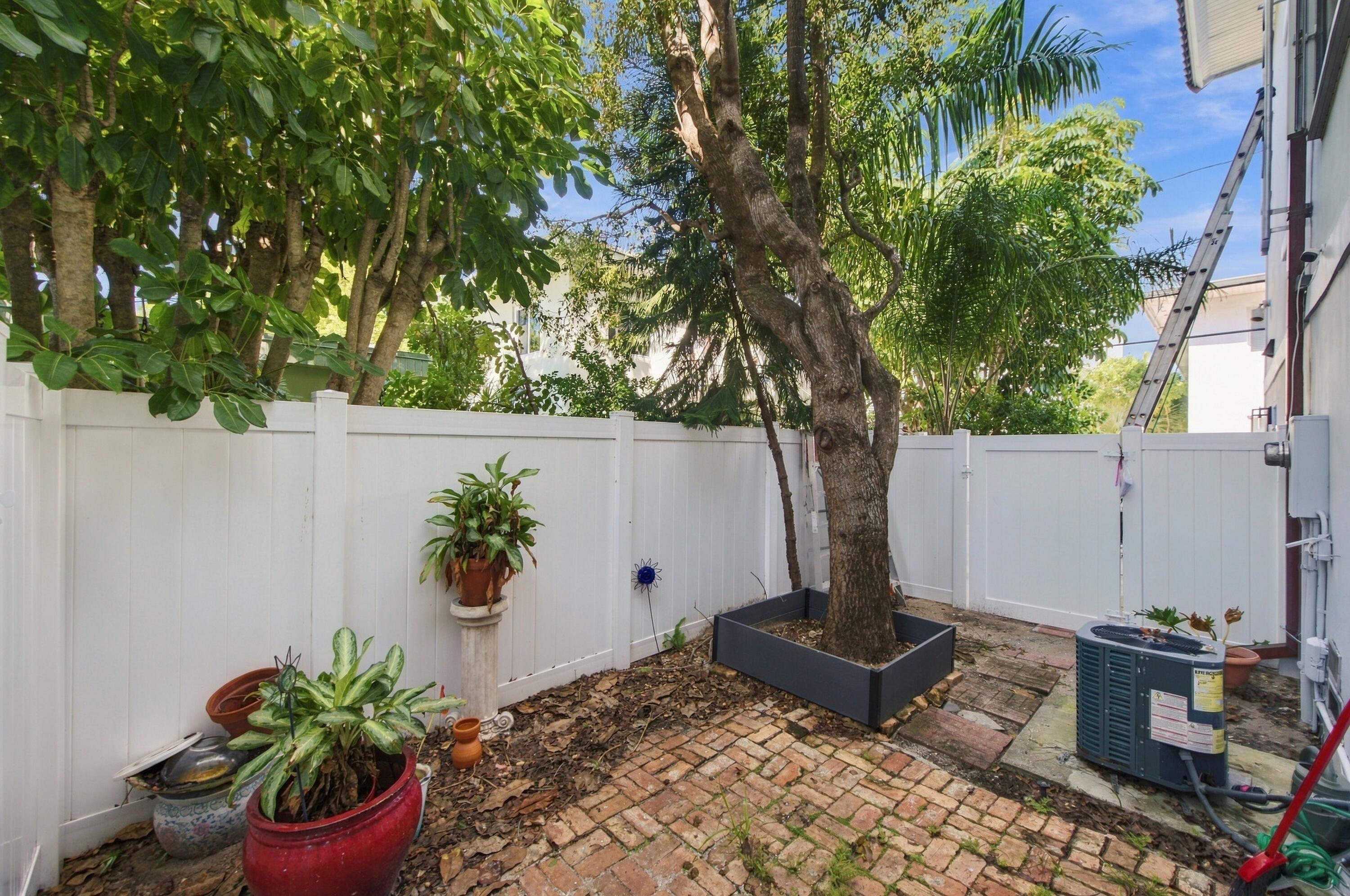 4640 Bougainvilla #3, Lauderdale By The Sea FL 33308