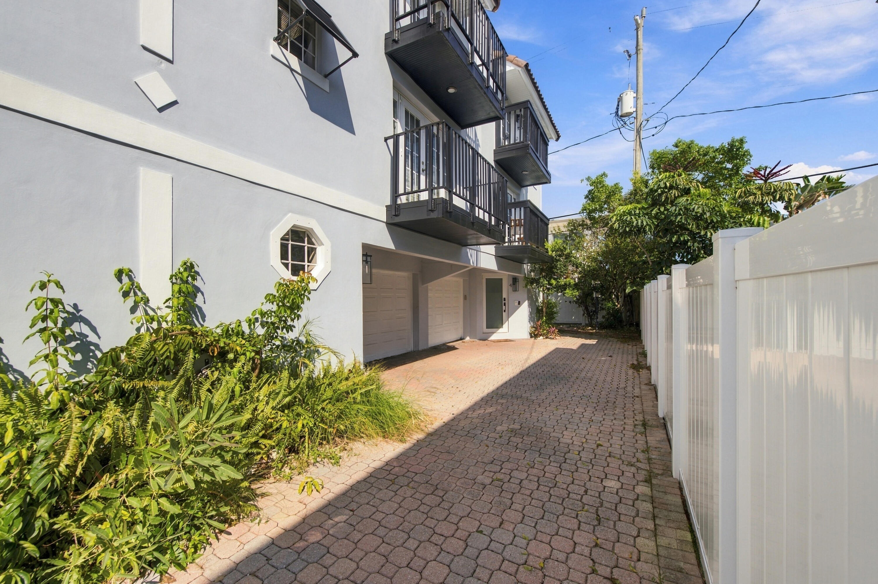 4640 Bougainvilla #3, Lauderdale By The Sea FL 33308