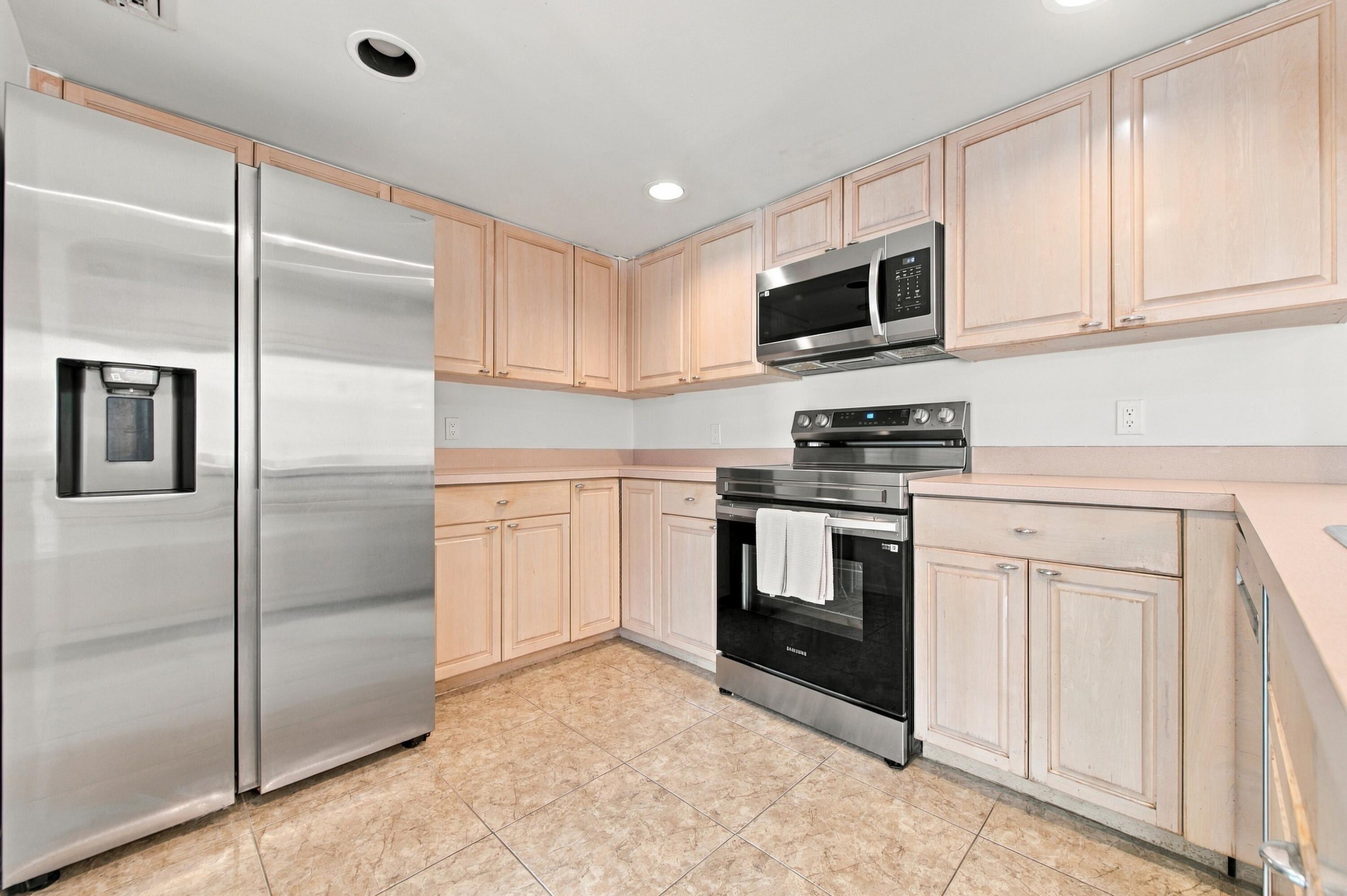 4640 Bougainvilla #3, Lauderdale By The Sea FL 33308