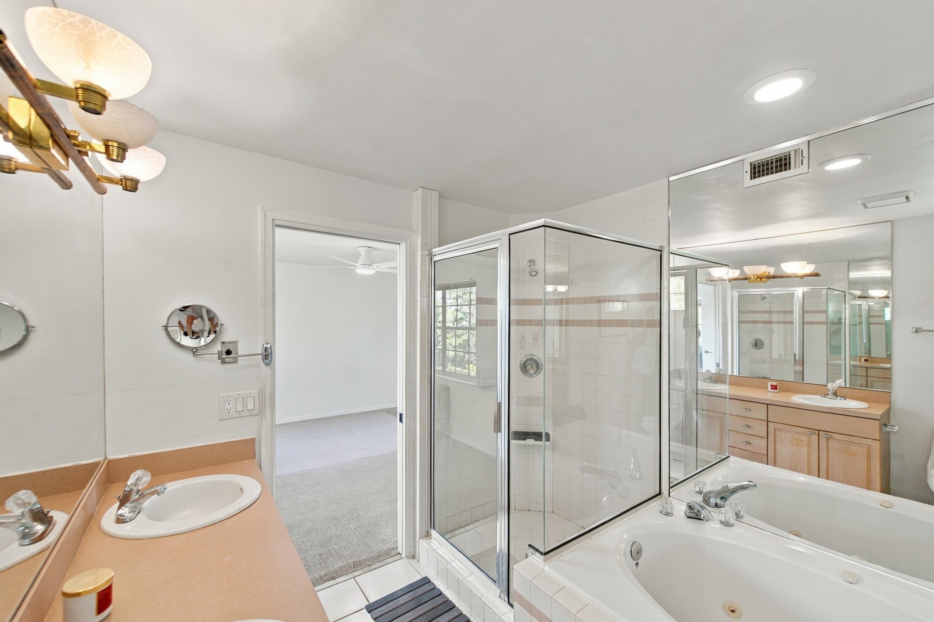 4640 Bougainvilla #3, Lauderdale By The Sea FL 33308
