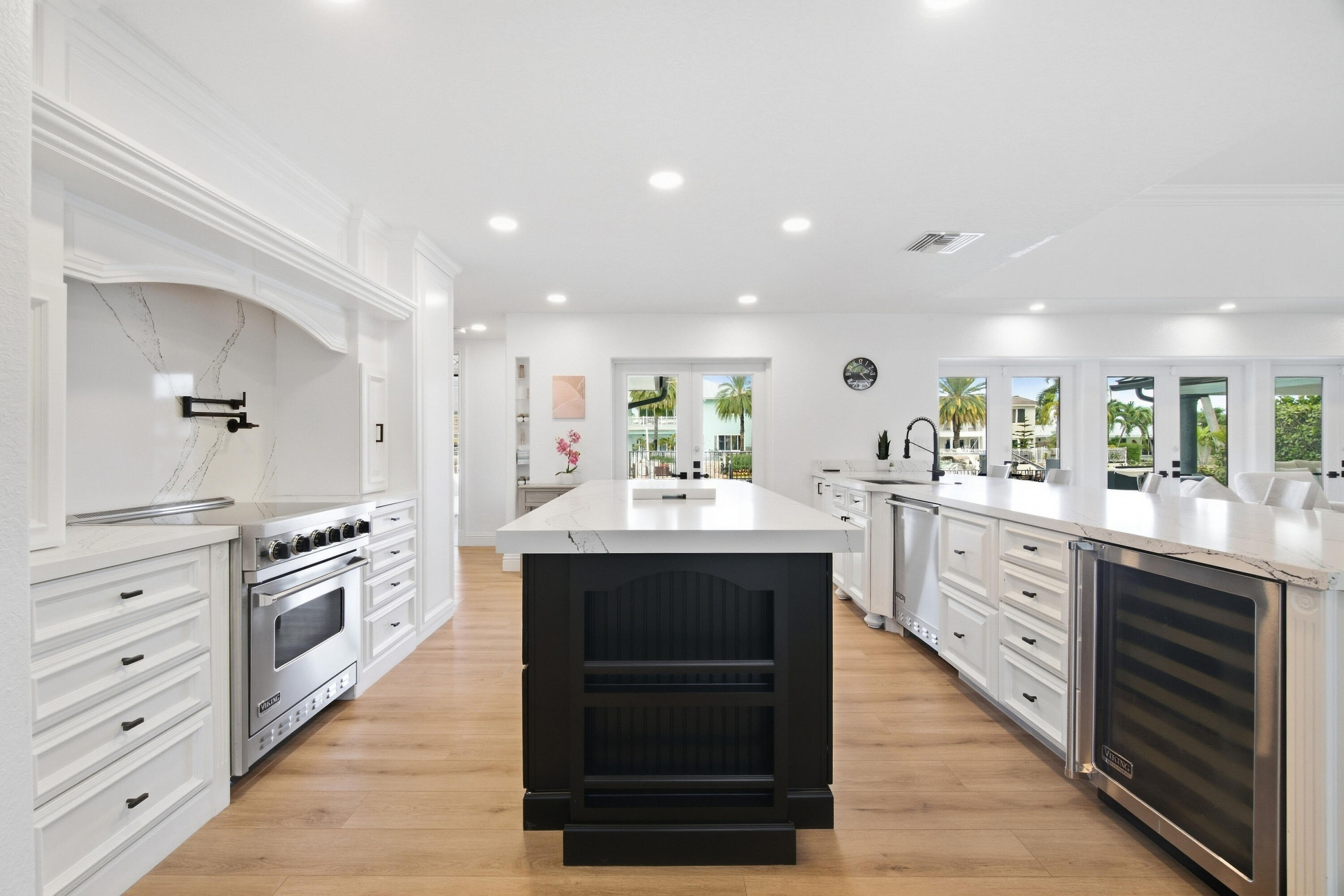 4030 NE 25TH, Lighthouse Point FL 33064