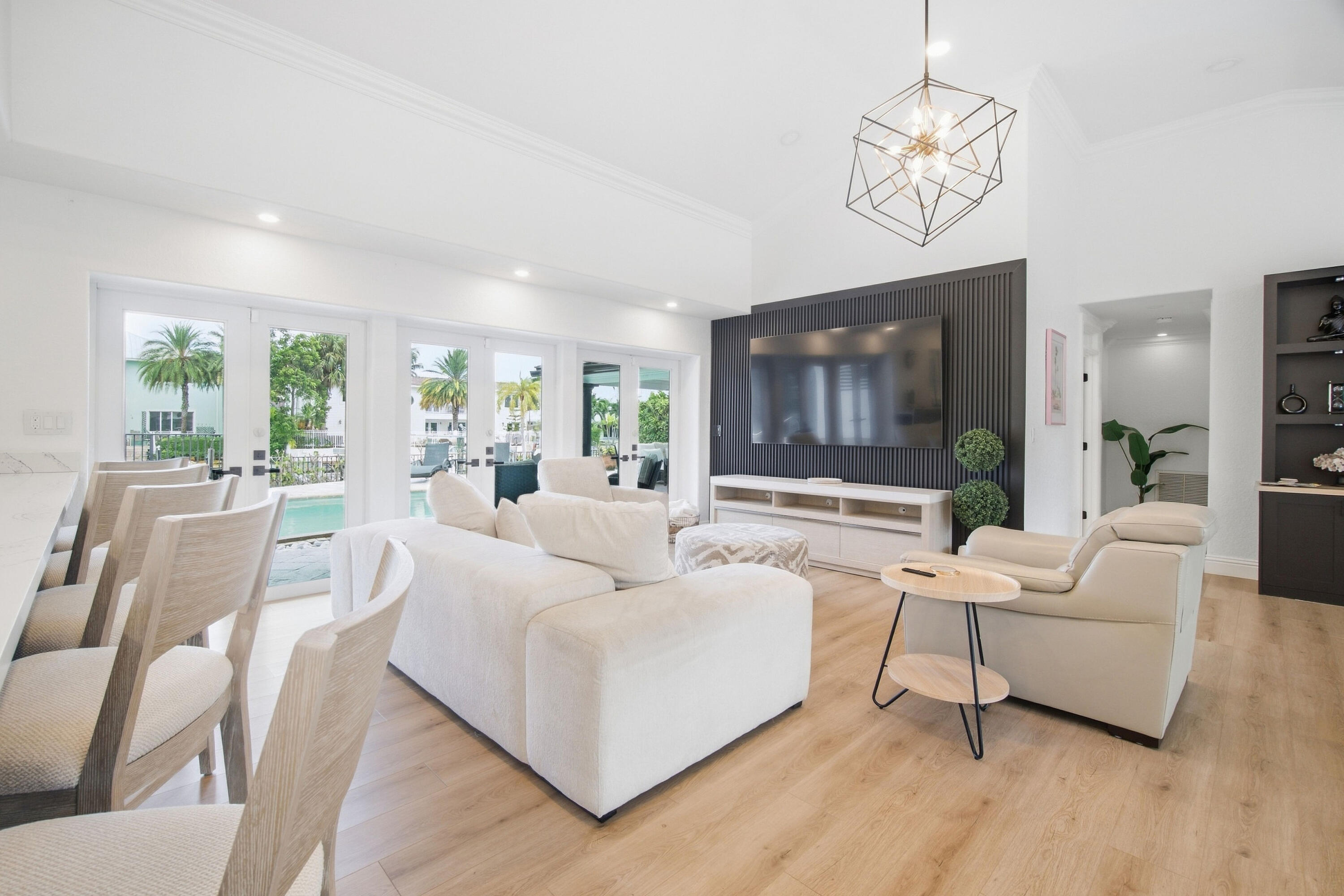 4030 NE 25TH, Lighthouse Point FL 33064