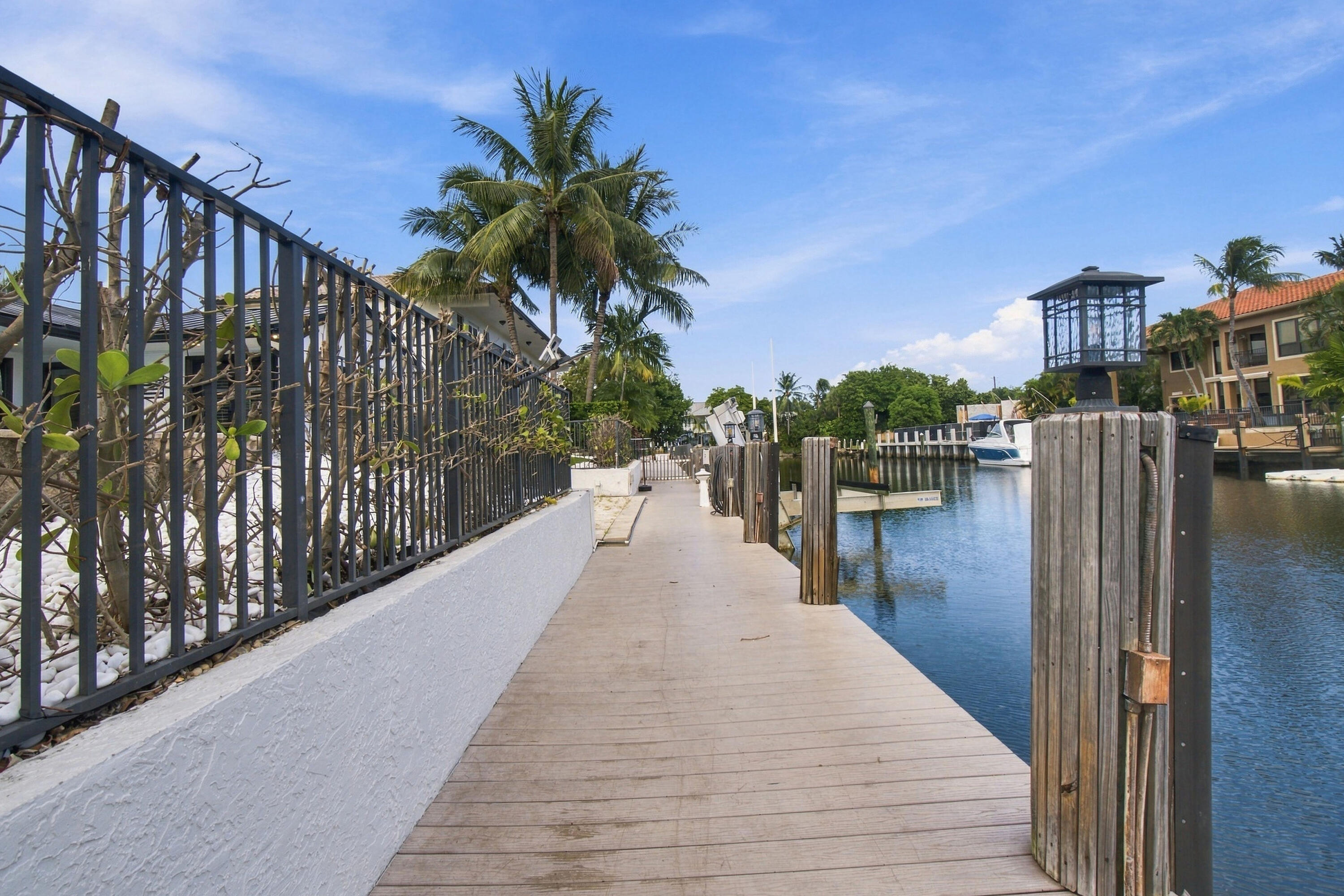 4030 NE 25TH, Lighthouse Point FL 33064