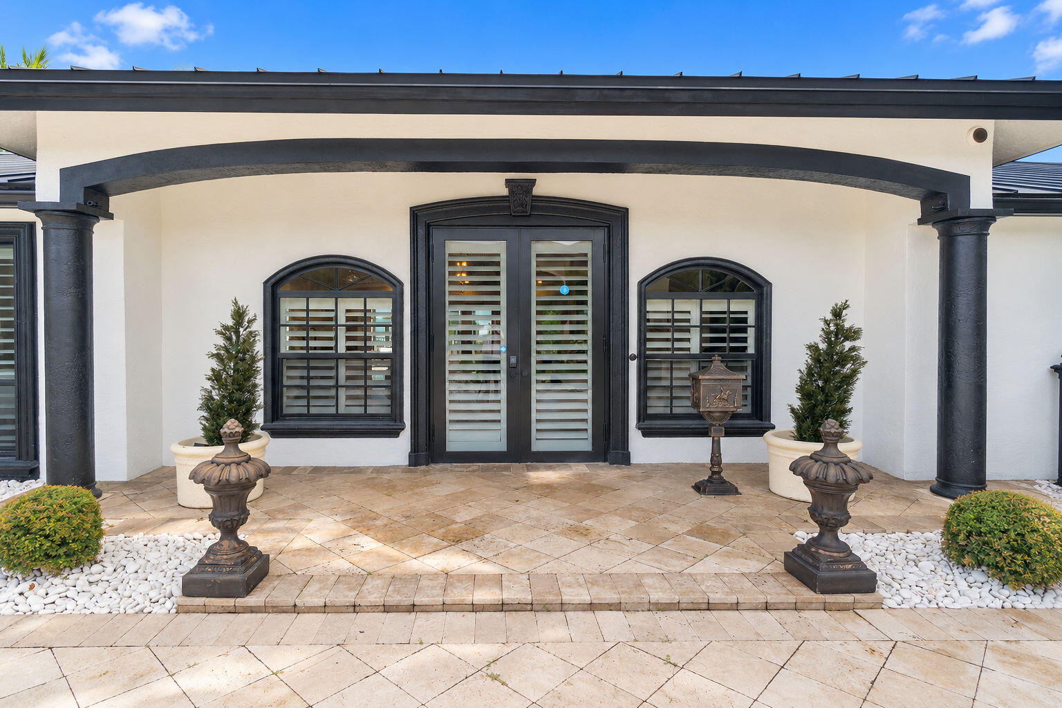 4030 NE 25TH, Lighthouse Point FL 33064