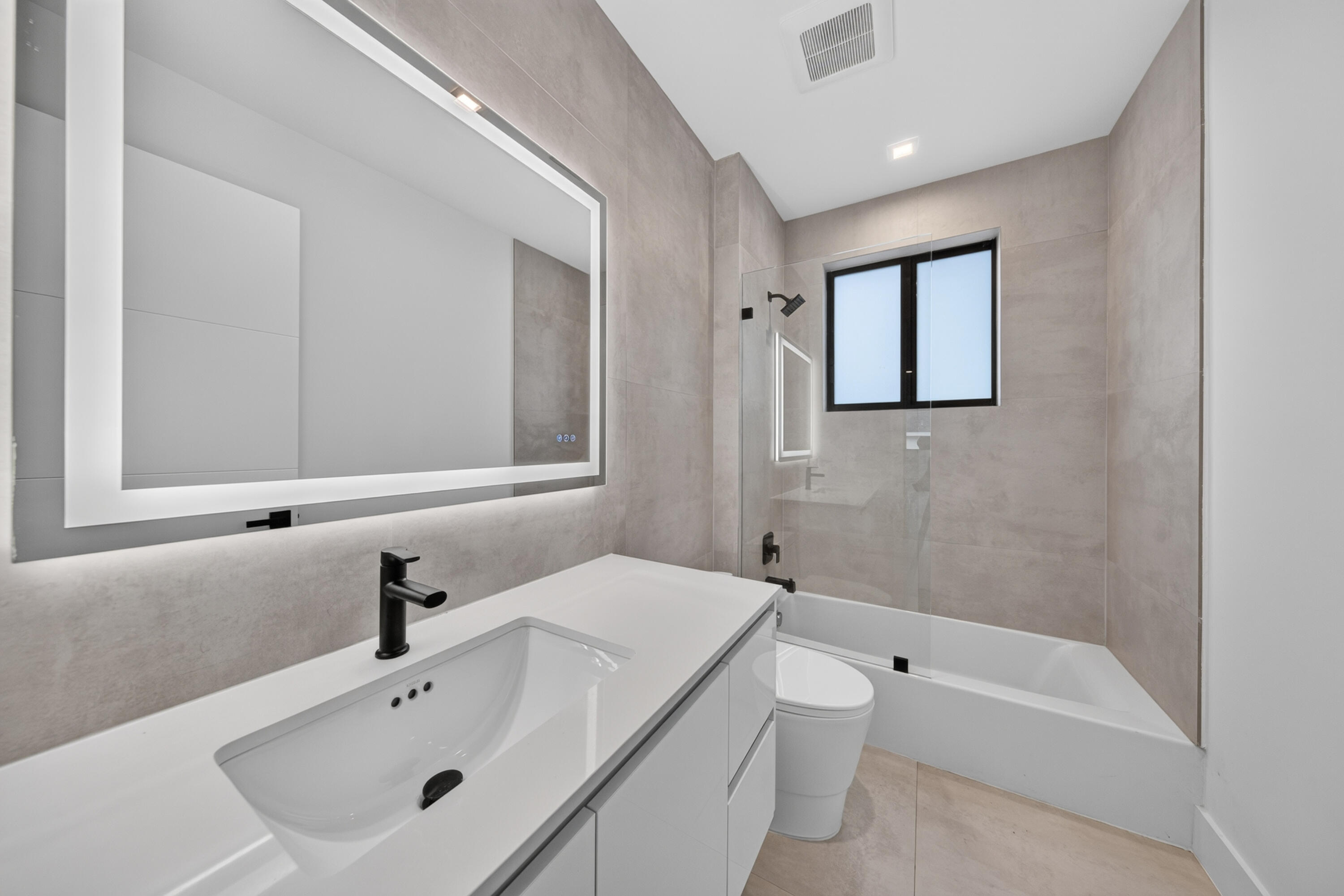 705 SW 8TH, Fort Lauderdale FL 33315