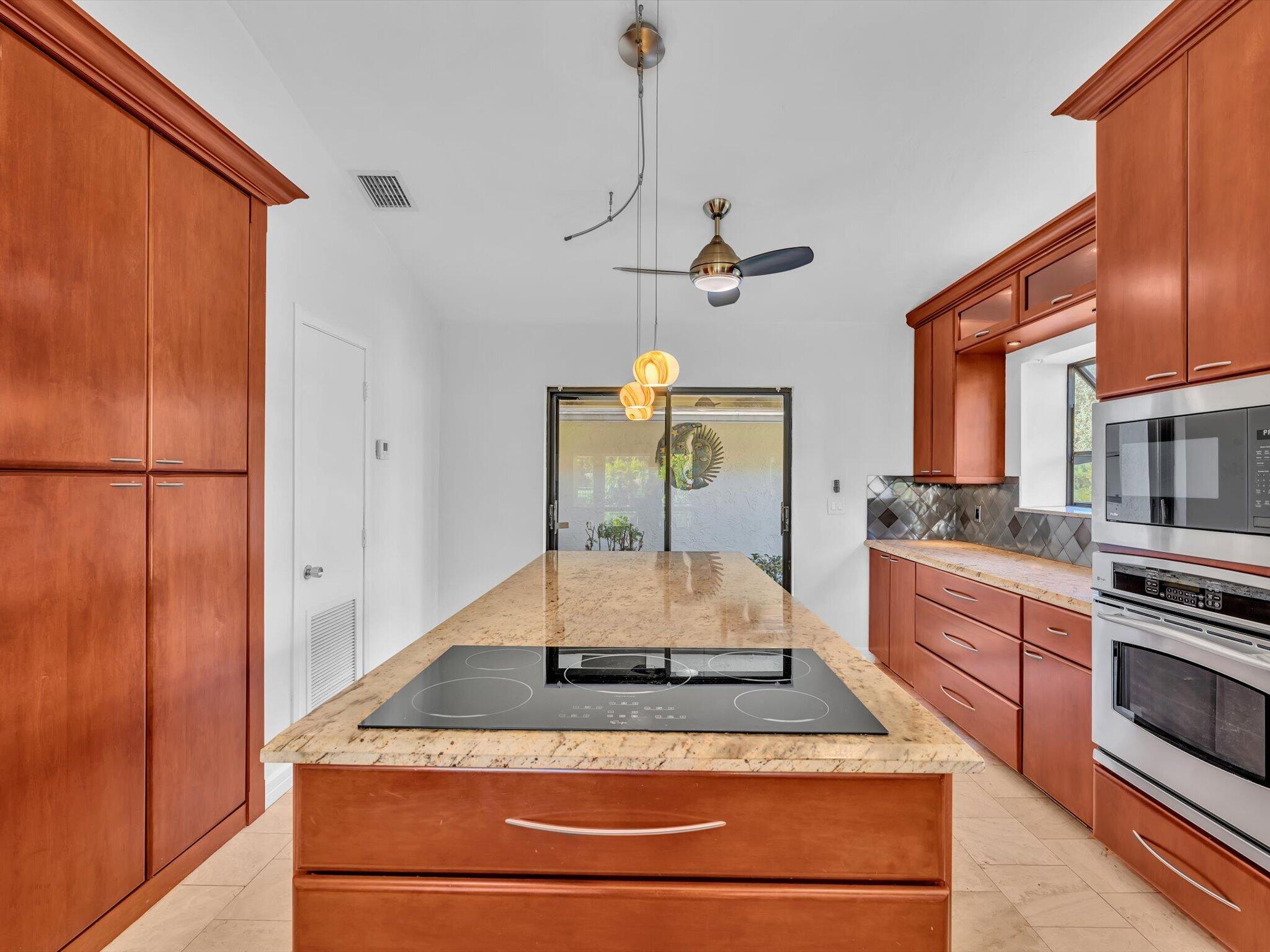 7243 ENCINA, Boca Raton FL 33433