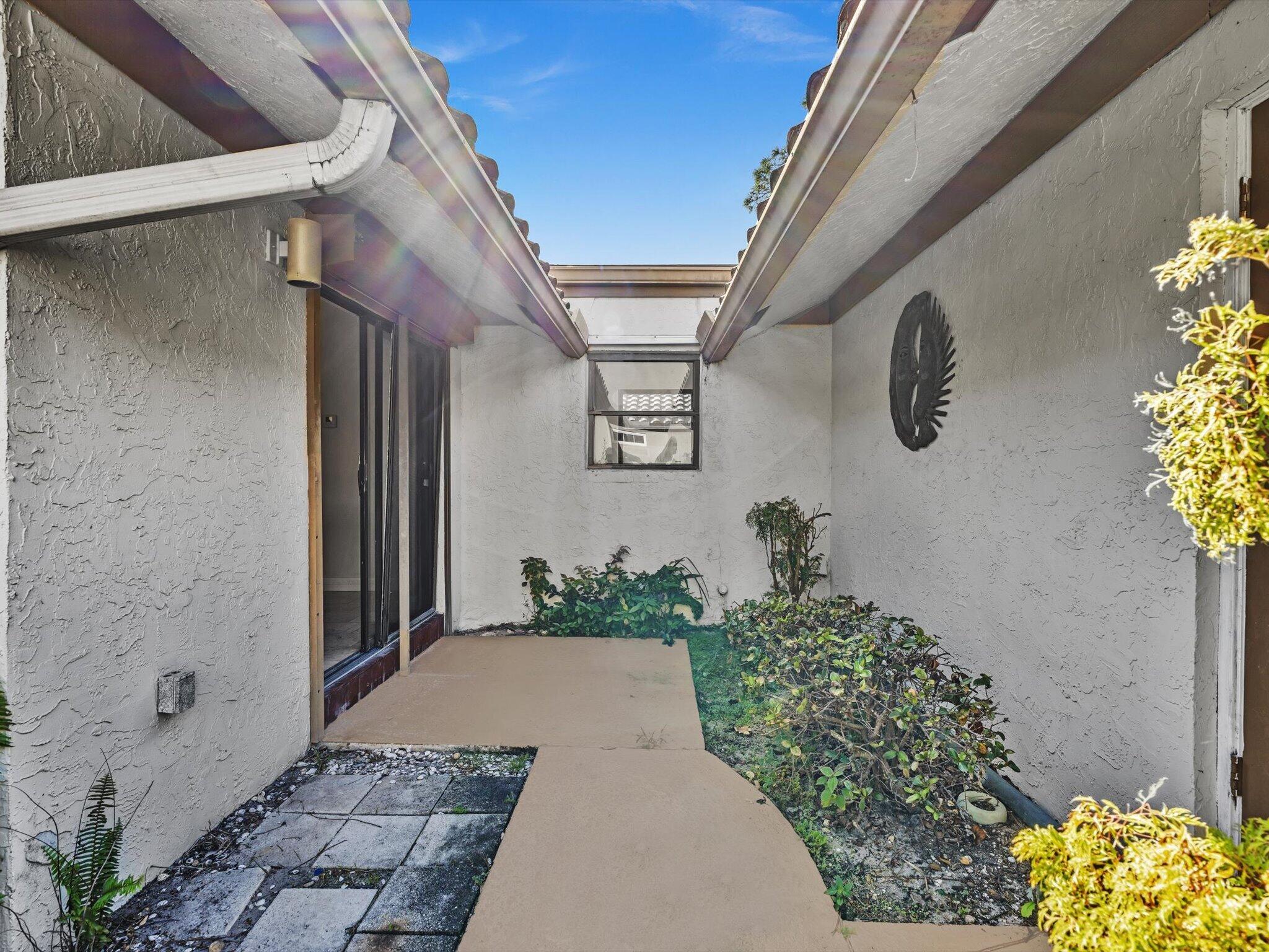 7243 ENCINA, Boca Raton FL 33433