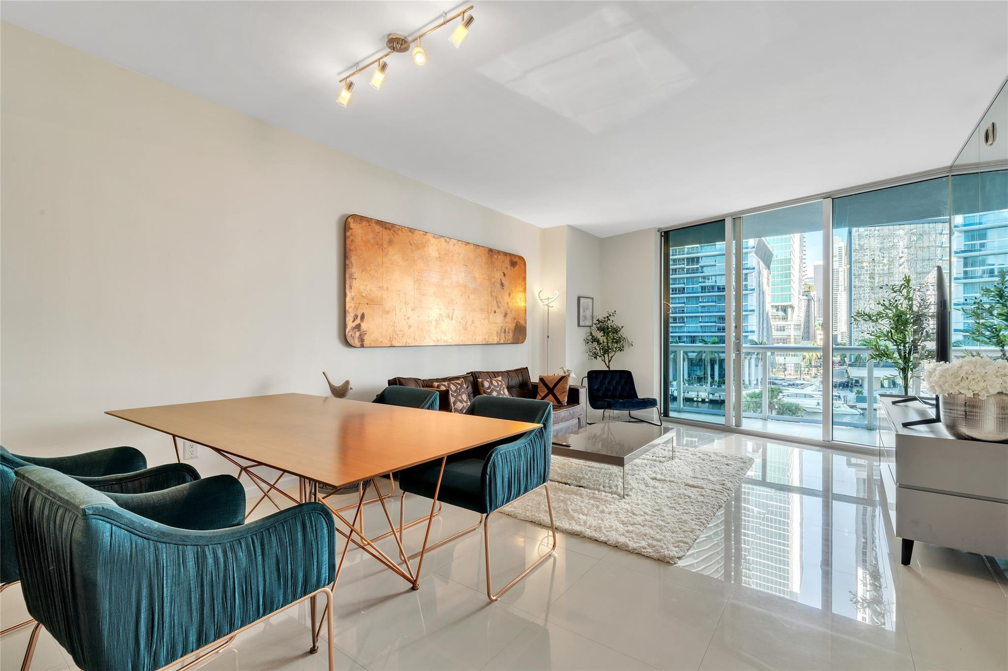 475 BRICKELL #512, Miami FL 33131