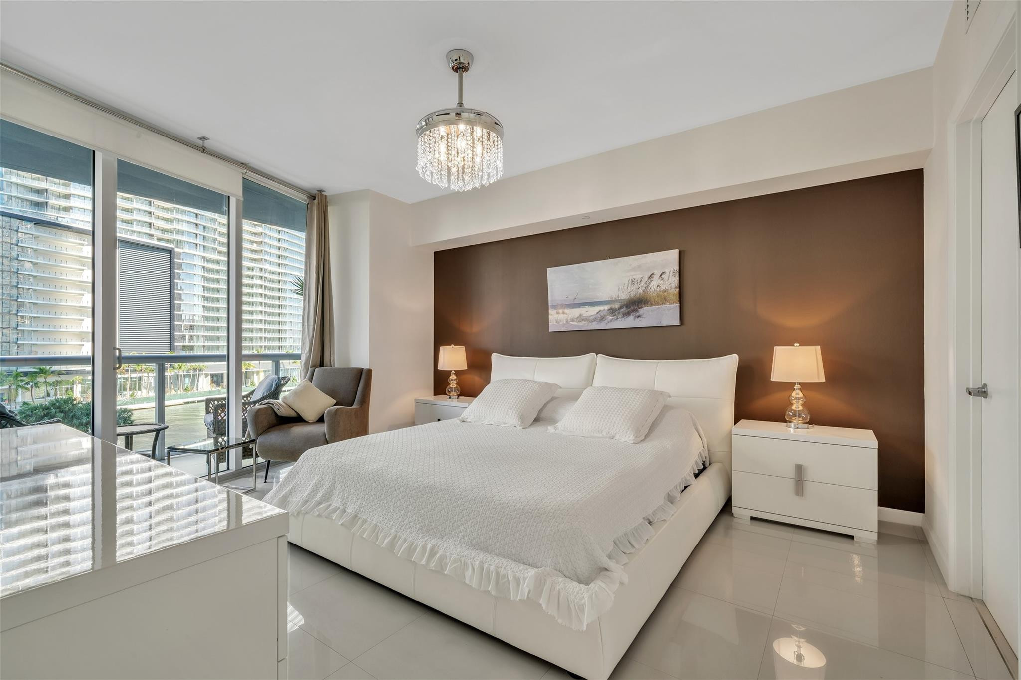 475 BRICKELL #512, Miami FL 33131