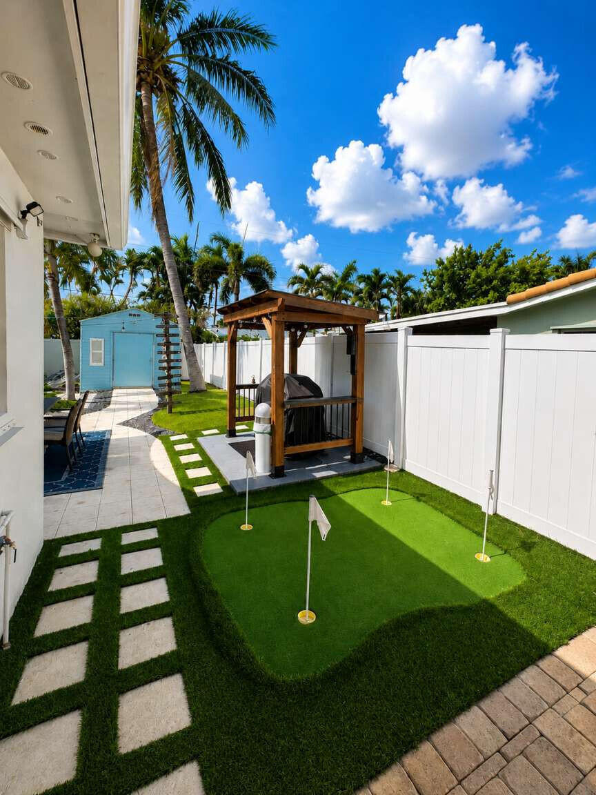 918 SE 15TH, Deerfield Beach FL 33441
