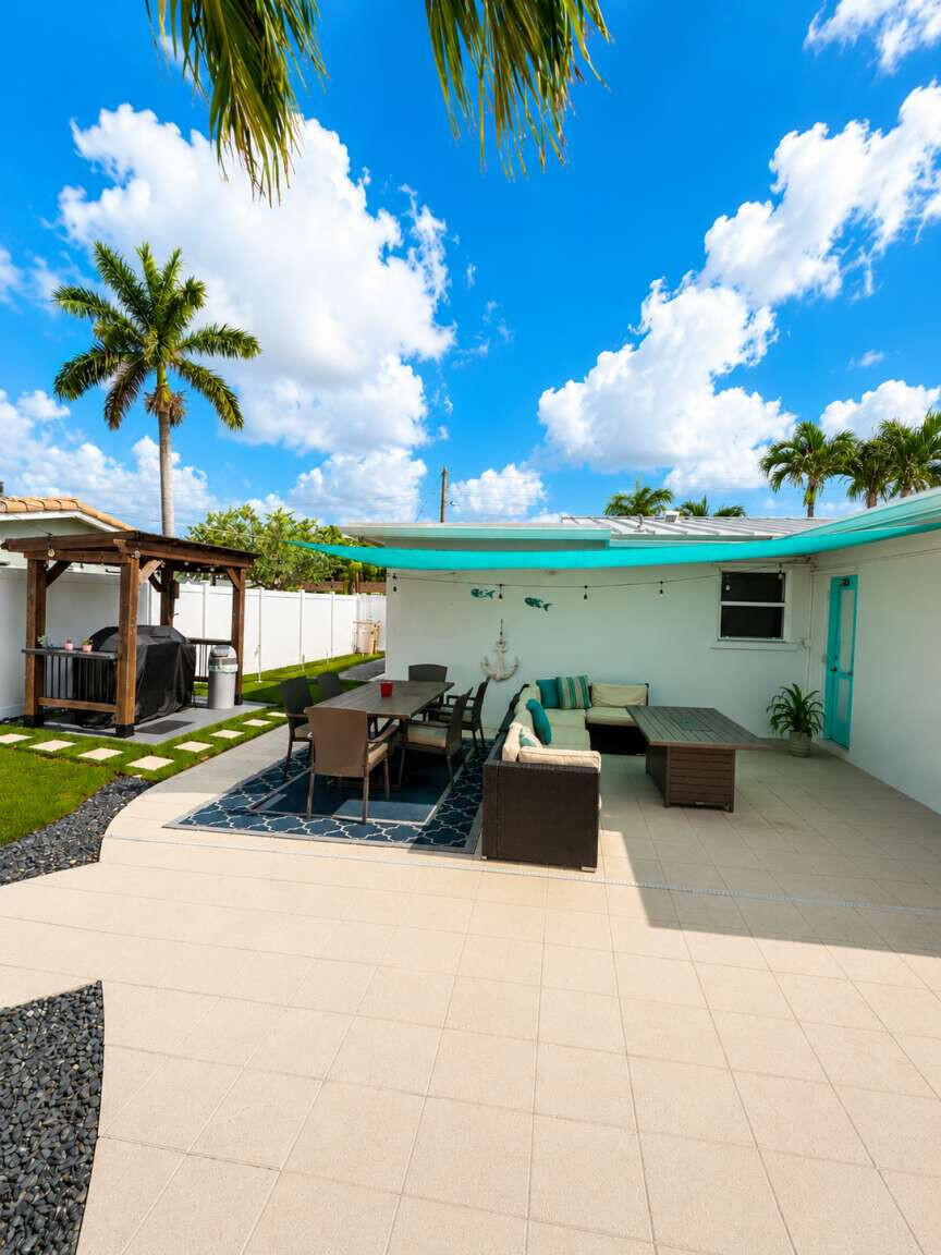 918 SE 15TH, Deerfield Beach FL 33441