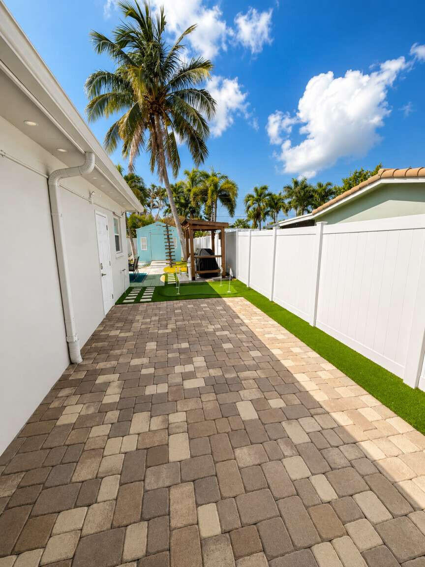 918 SE 15TH, Deerfield Beach FL 33441