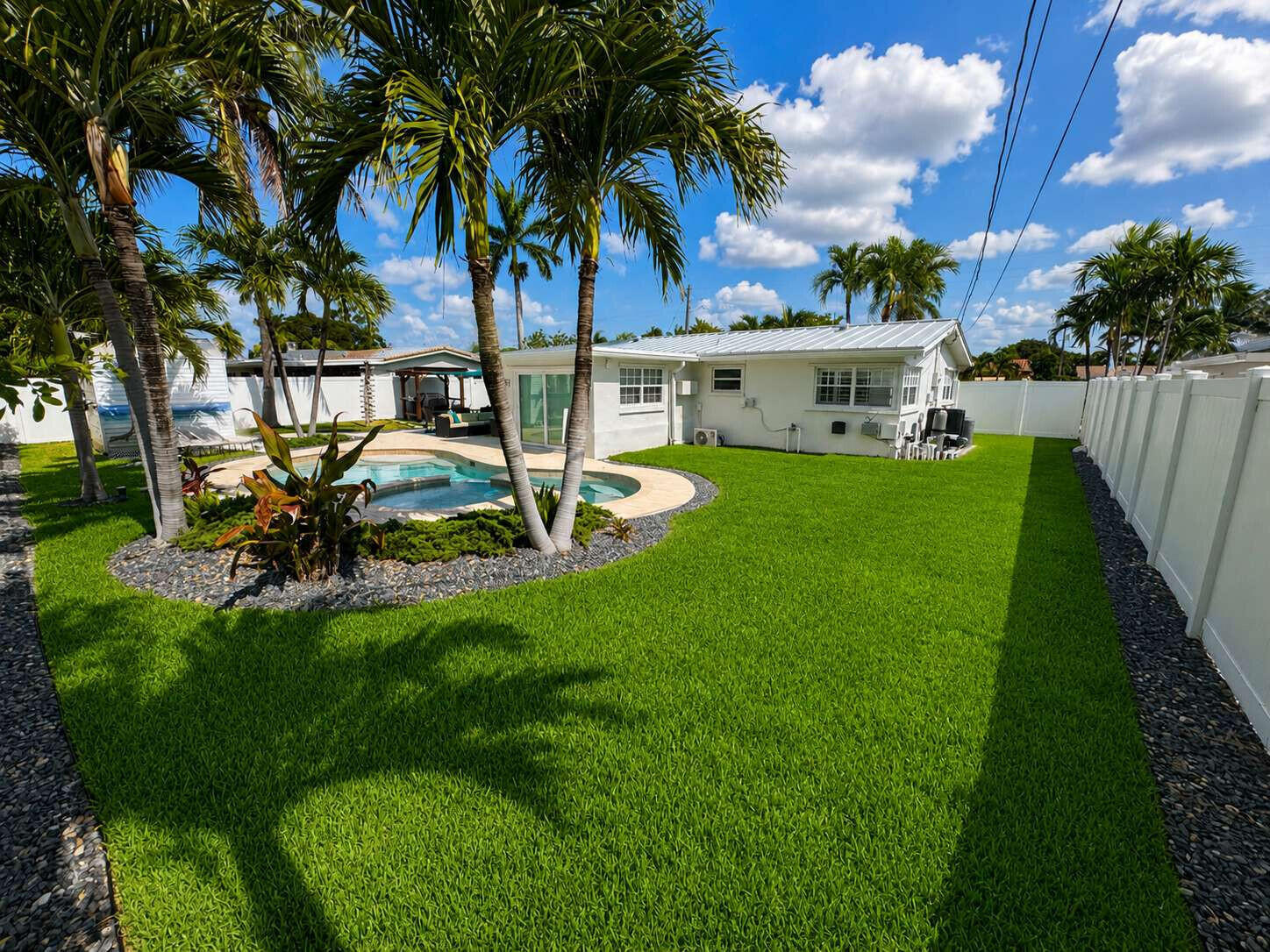 918 SE 15TH, Deerfield Beach FL 33441