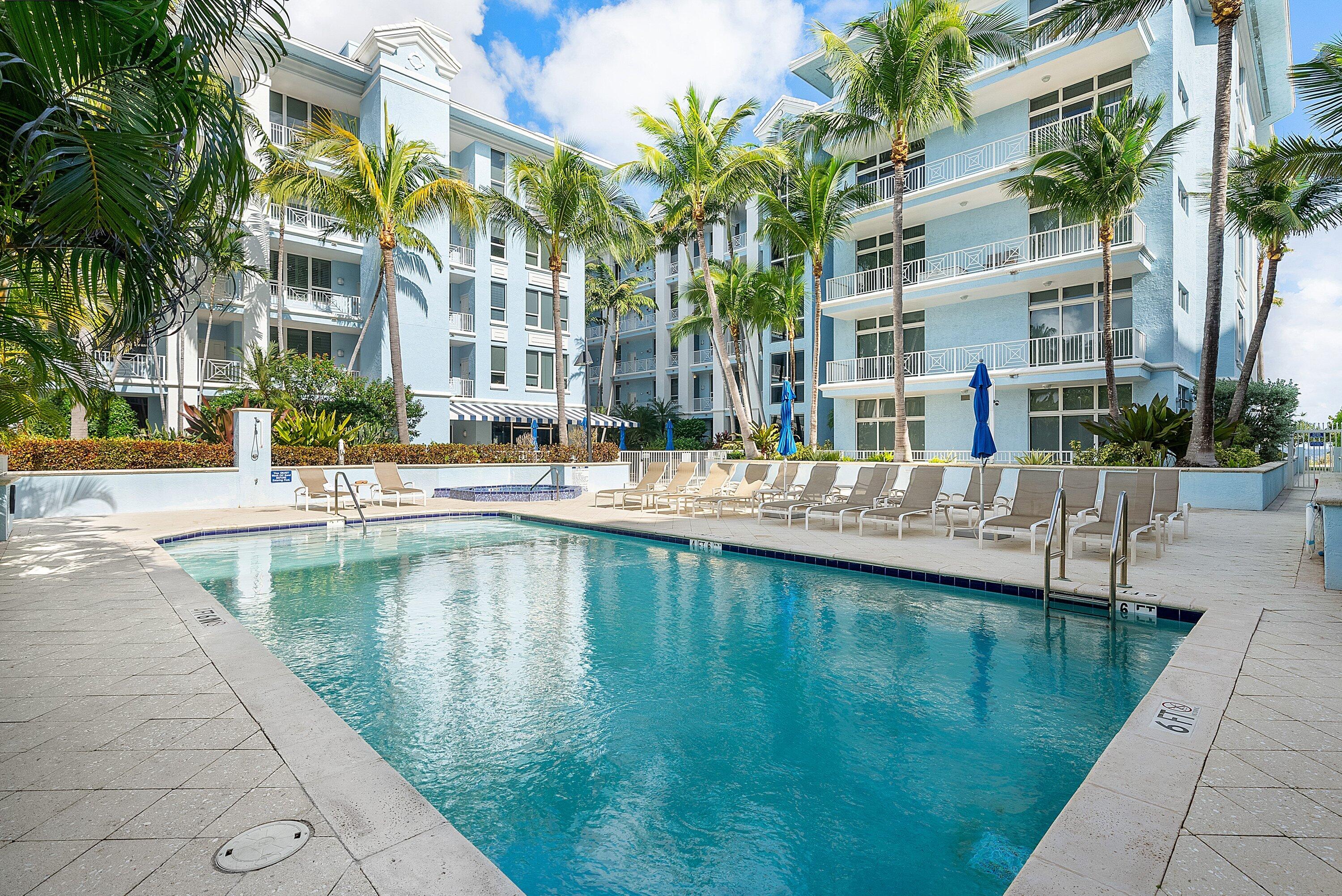 701 SE 21st #301, Deerfield Beach FL 33441
