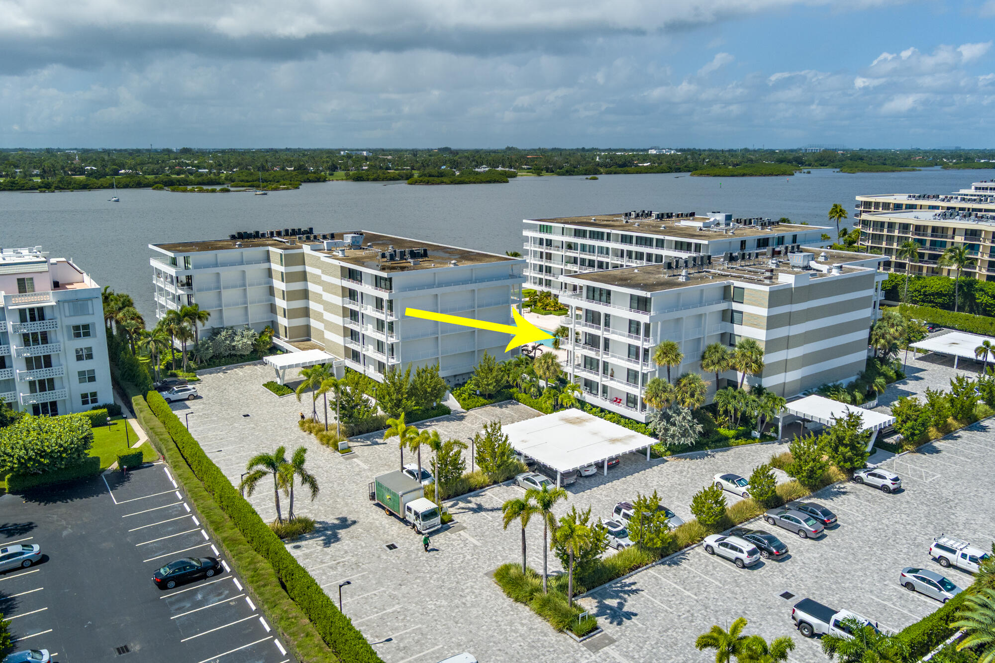 2784 S OCEAN #301E, Palm Beach FL 33480