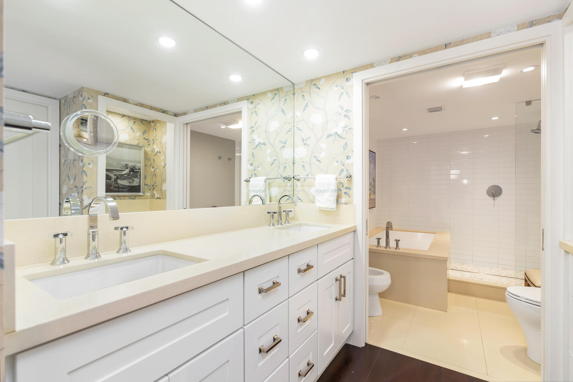 2784 S OCEAN #301E, Palm Beach FL 33480