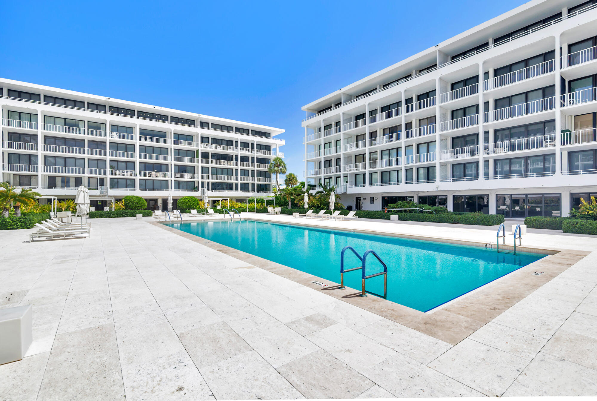 2784 S OCEAN #301E, Palm Beach FL 33480