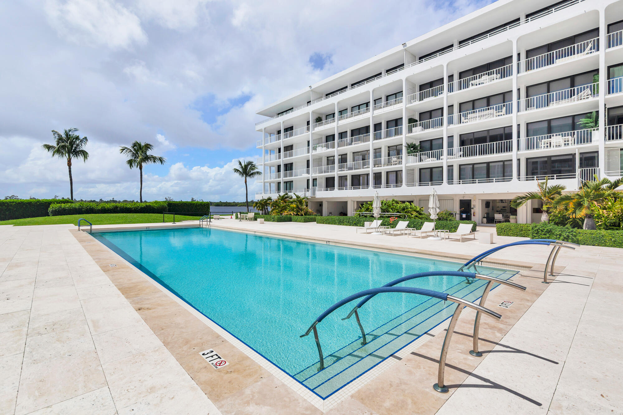 2784 S OCEAN #301E, Palm Beach FL 33480