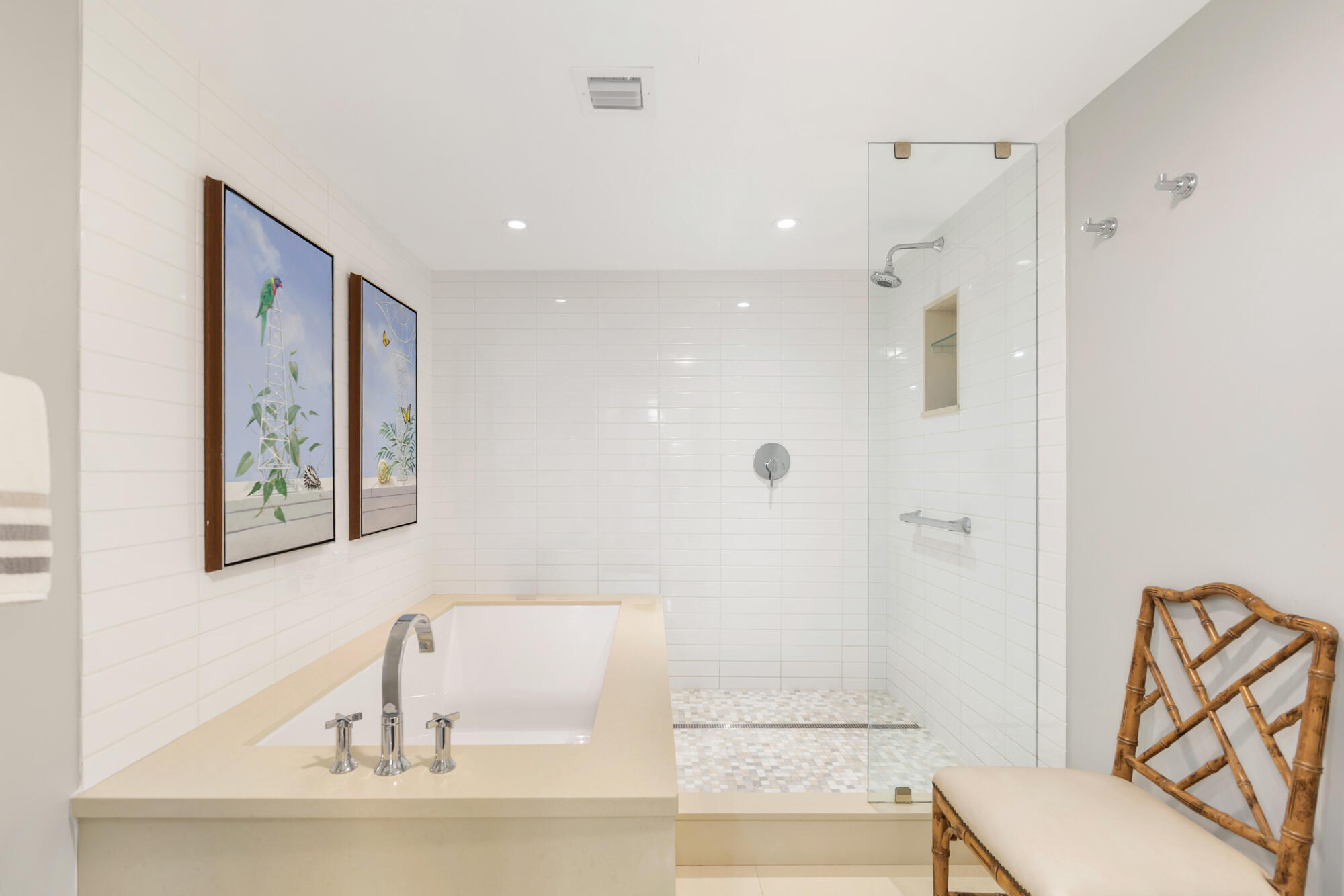 2784 S OCEAN #301E, Palm Beach FL 33480