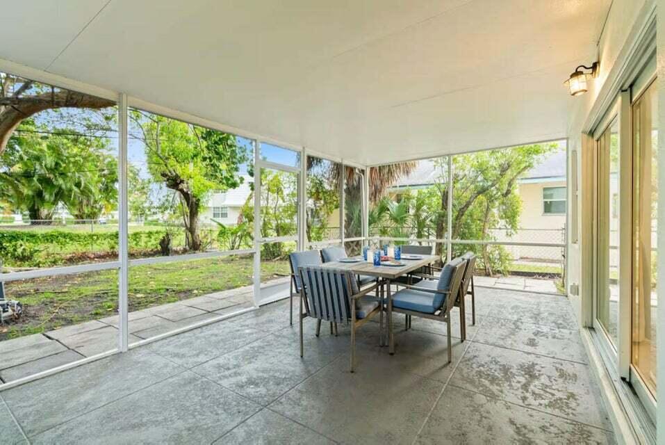 1218 Surf, Singer Island FL 33404