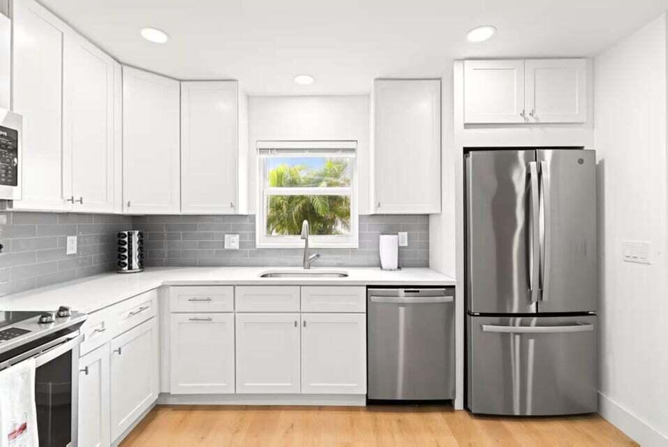 1218 Surf, Singer Island FL 33404